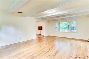 8 Apple Blossom Court, Airmont, NY 10952