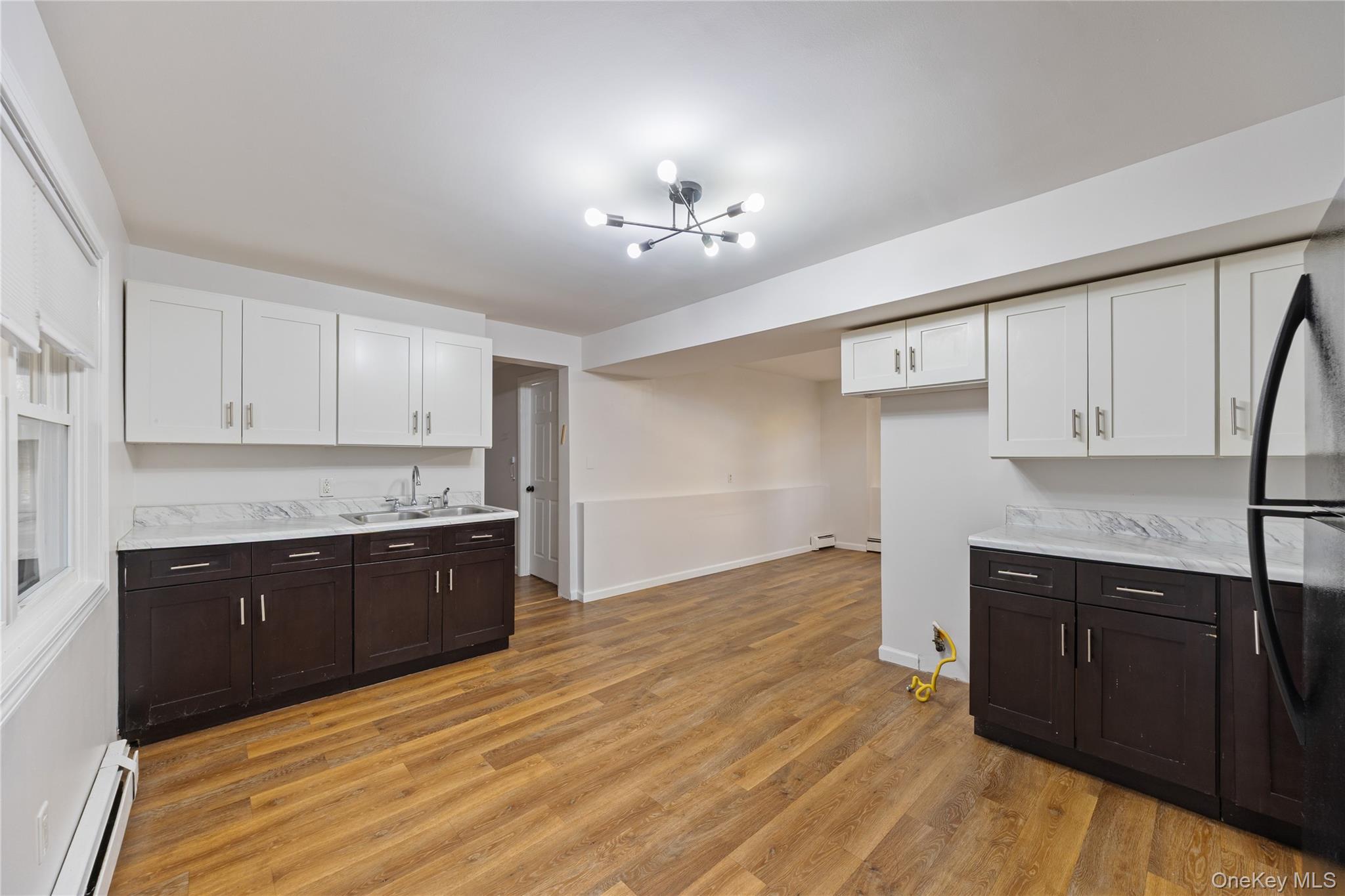 8 Apple Blossom Court, Airmont, NY 10952