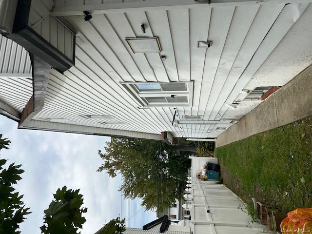 204-20 104th Avenue, Saint Albans, NY 11412