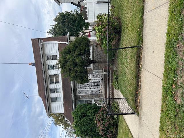 204-20 104th Avenue, Saint Albans, NY 11412