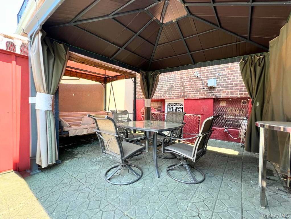 25-14 43 Street, Astoria, NY 11103