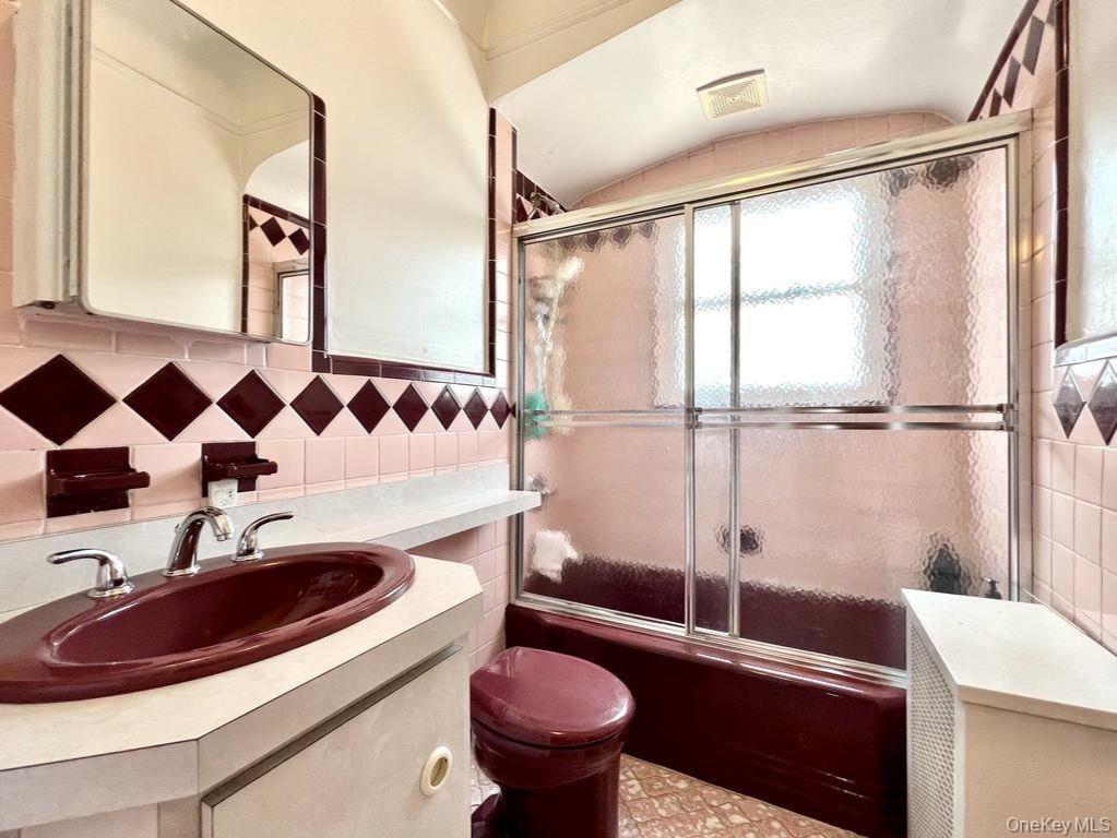 25-14 43 Street, Astoria, NY 11103