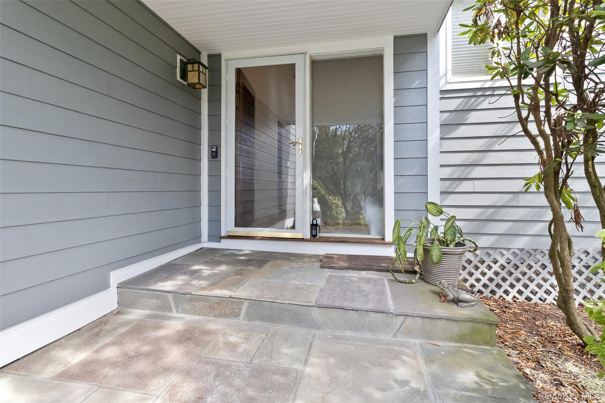 6 Greenwood Court, Briarcliff Manor, NY 10510