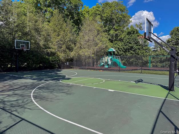 6 Greenwood Court, Briarcliff Manor, NY 10510