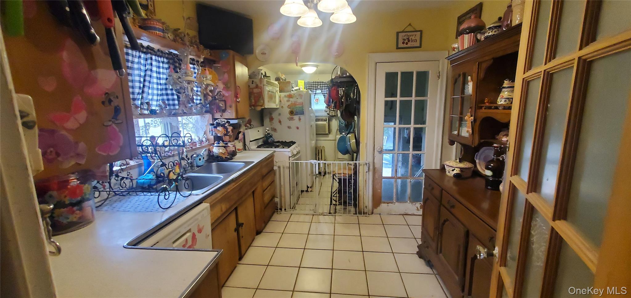 115 Madison Avenue, Franklin Square, NY 11010