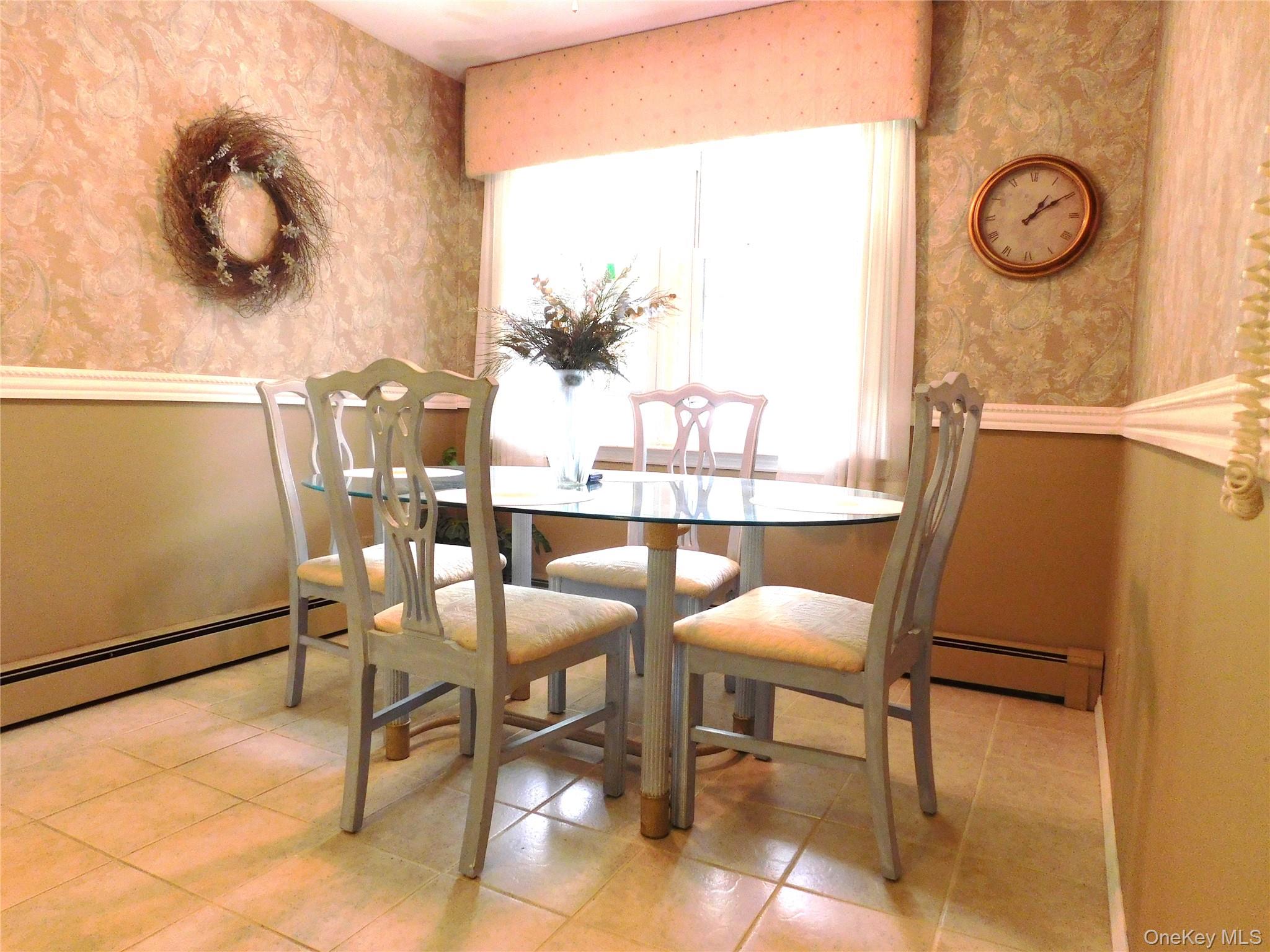 2710 South Road # C8, Poughkeepsie, NY 12601