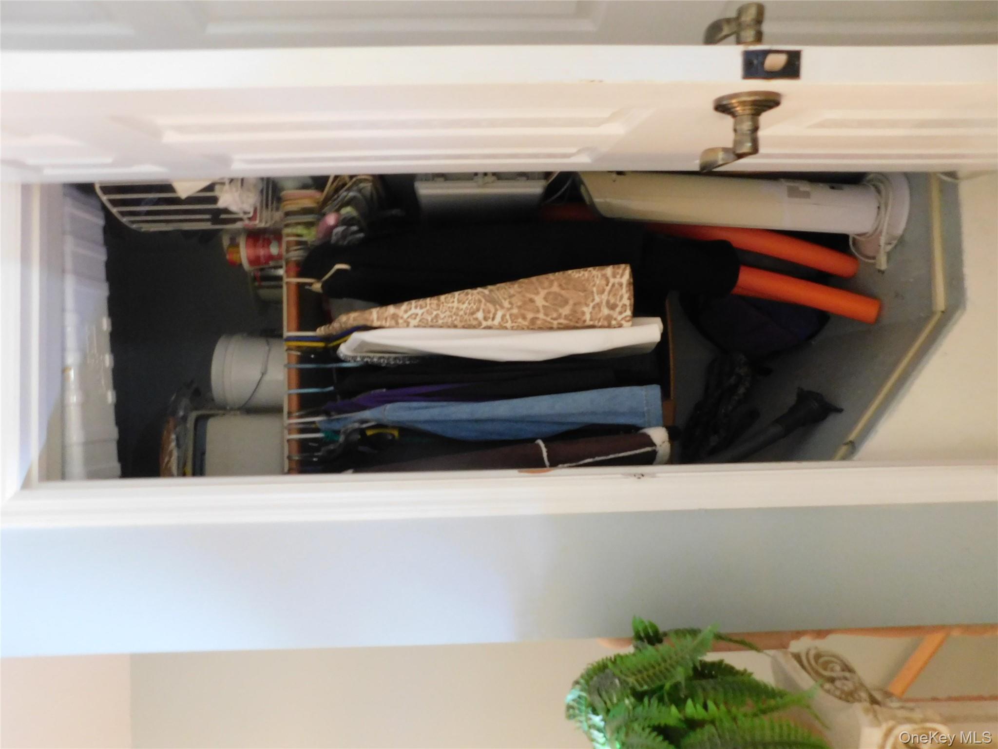 2710 South Road # C8, Poughkeepsie, NY 12601