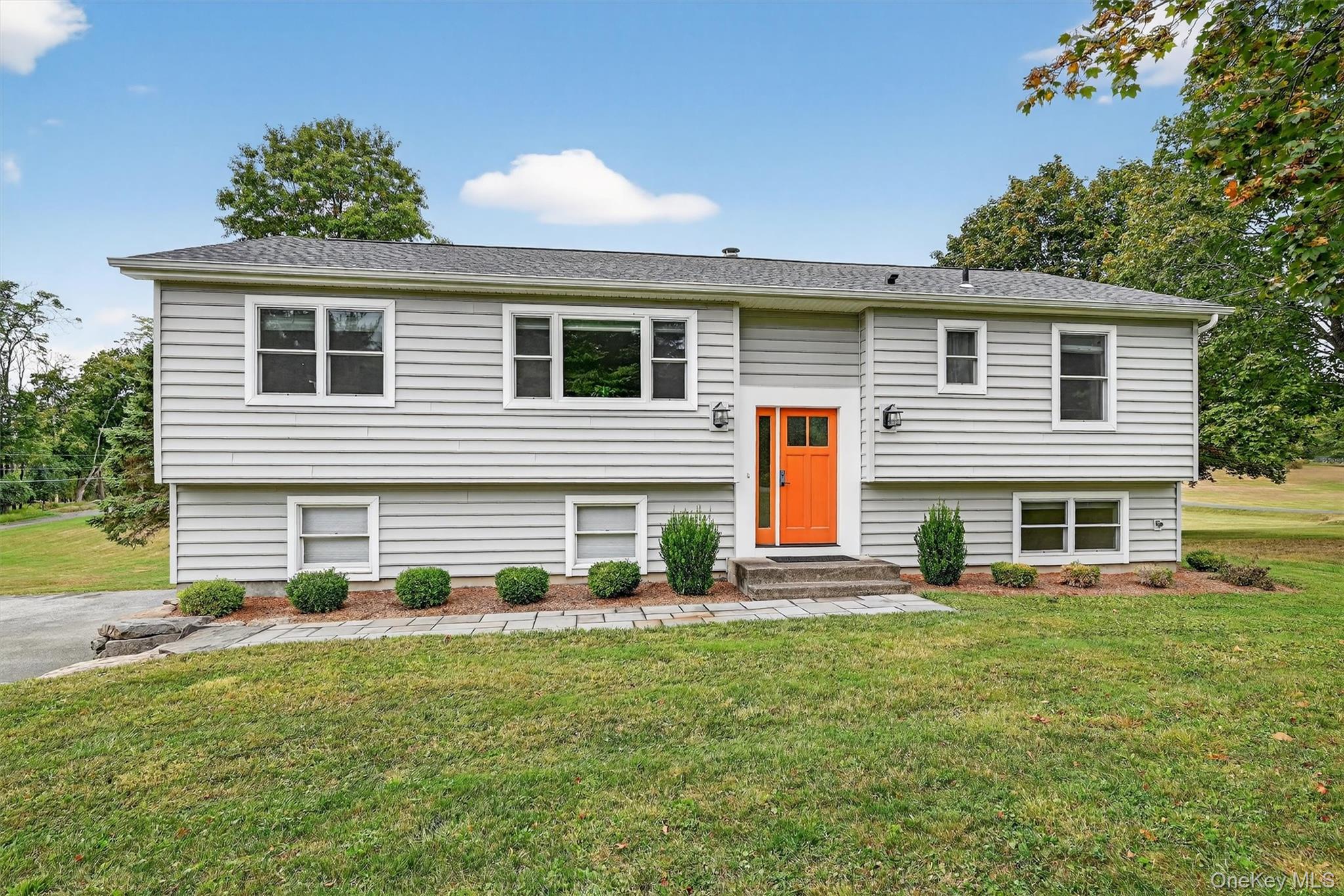 285 Ridge Road, Campbell Hall, NY 10916