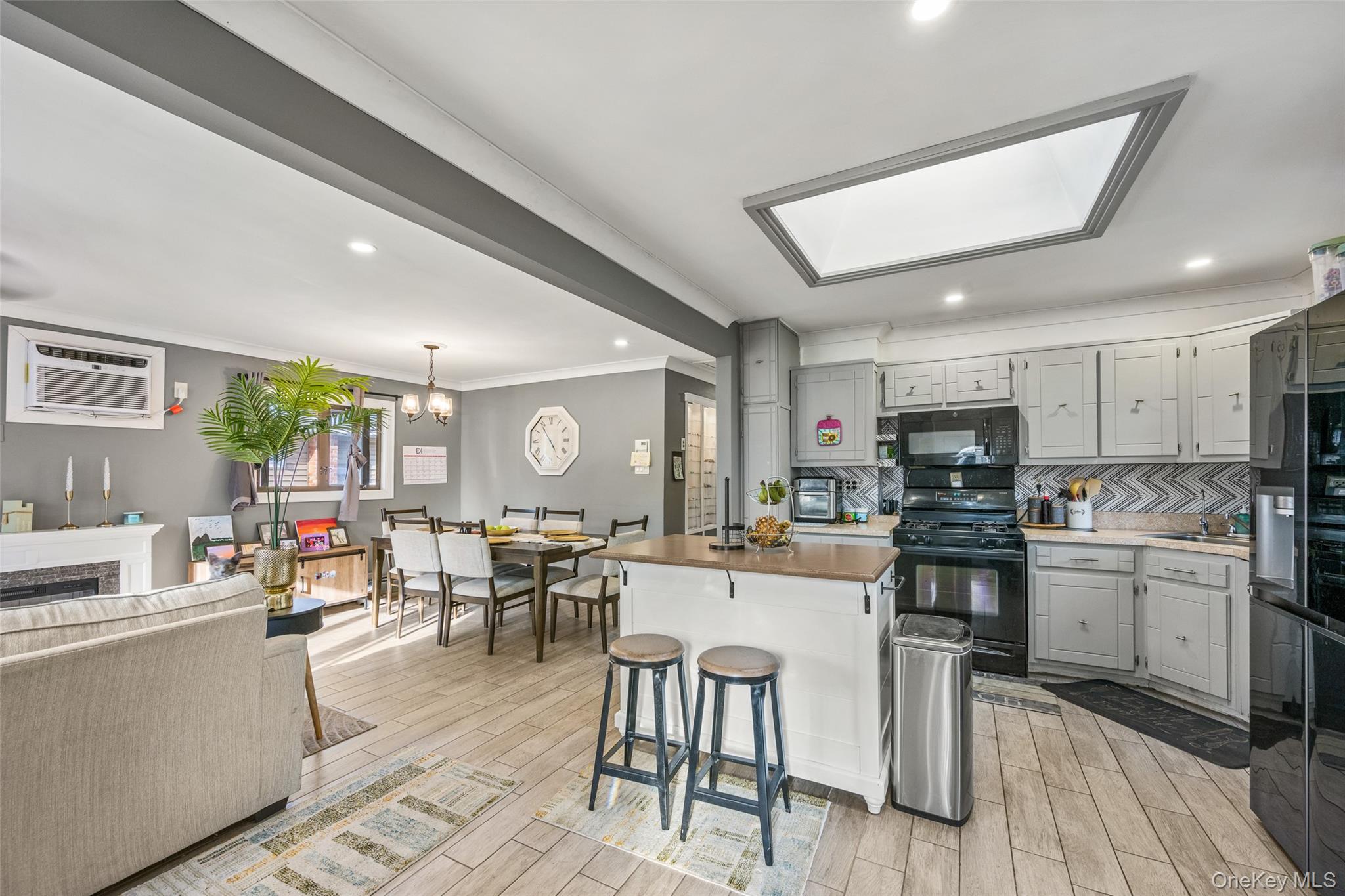 87 Biltmore Drive, Mastic Beach, NY 11951