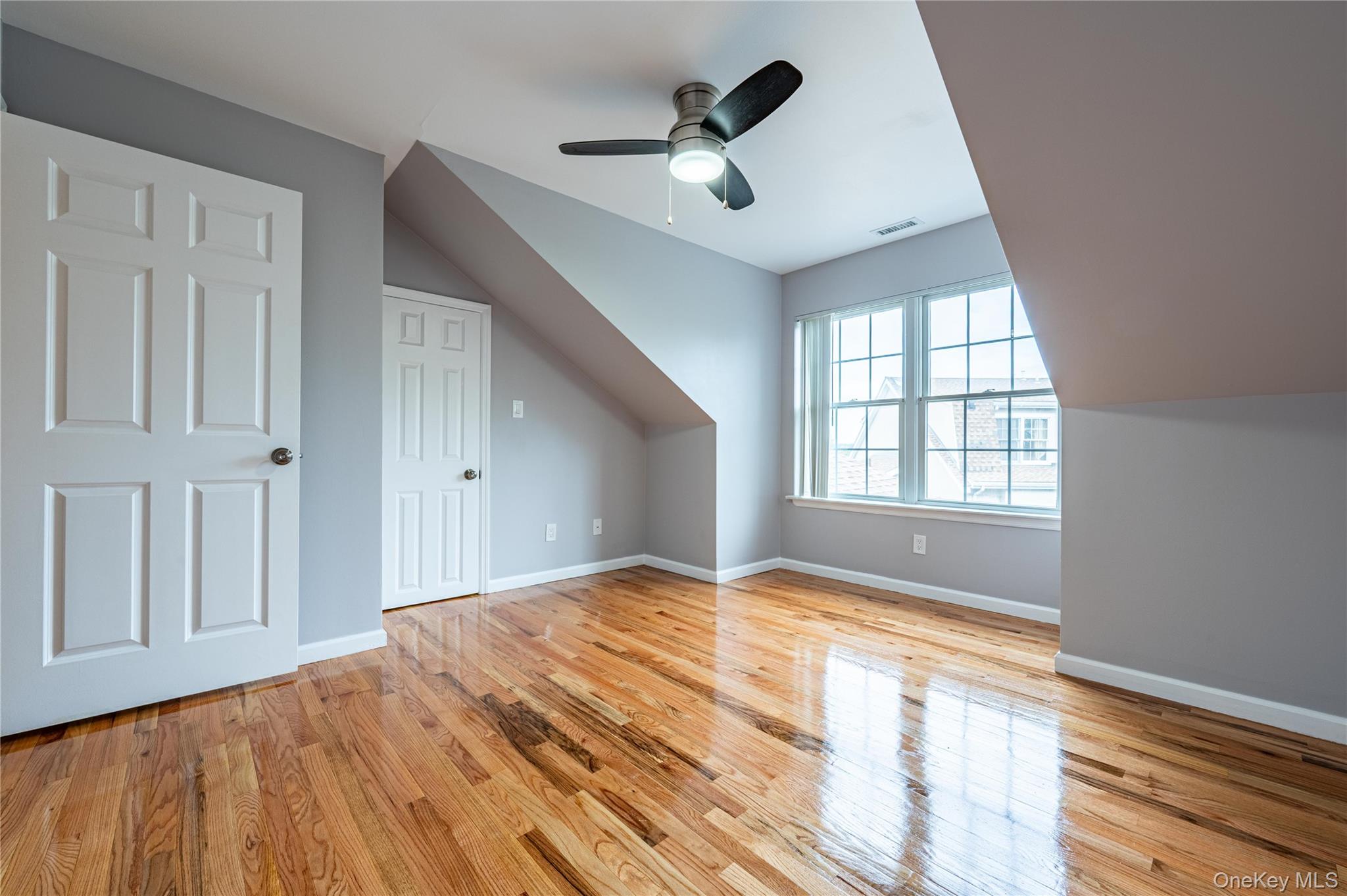 1 Patricia Lane # 209, Bronx, NY 10465