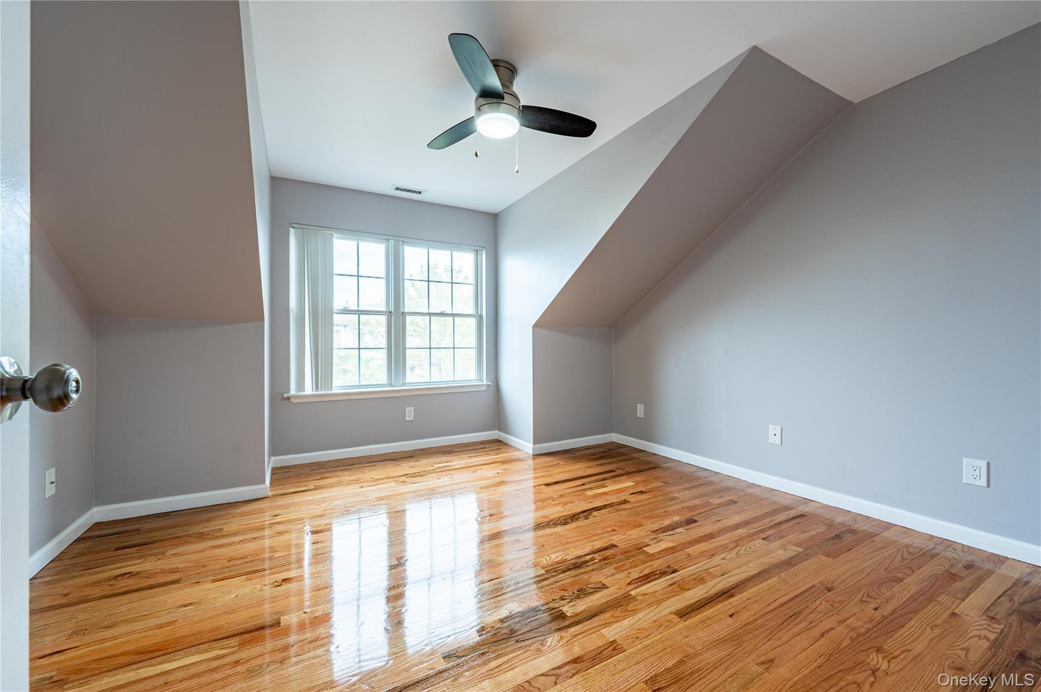 1 Patricia Lane # 209, Bronx, NY 10465