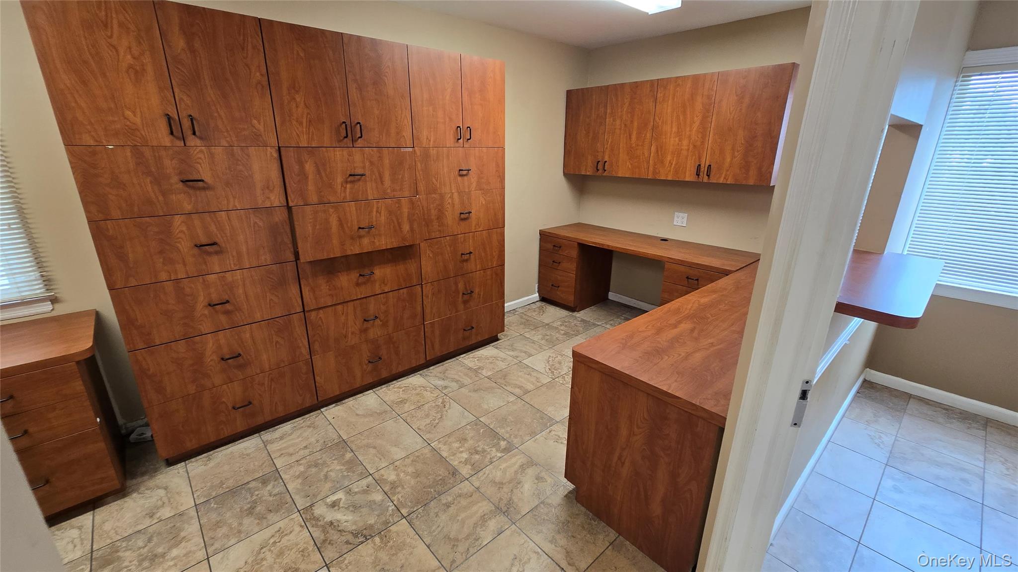 724 E Park Avenue, Long Beach, NY 11561