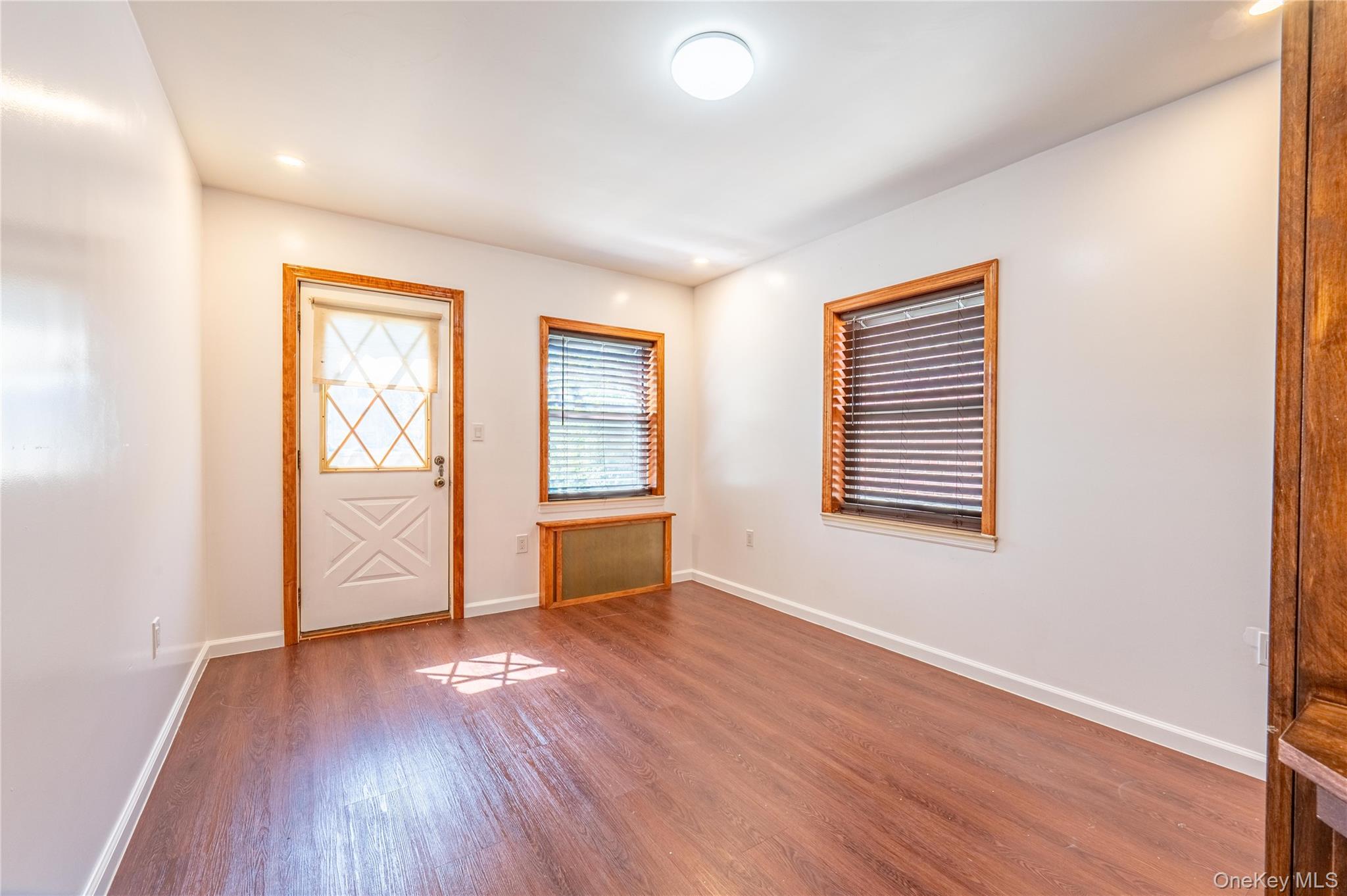 1318 Mace Avenue, Bronx, NY 10469