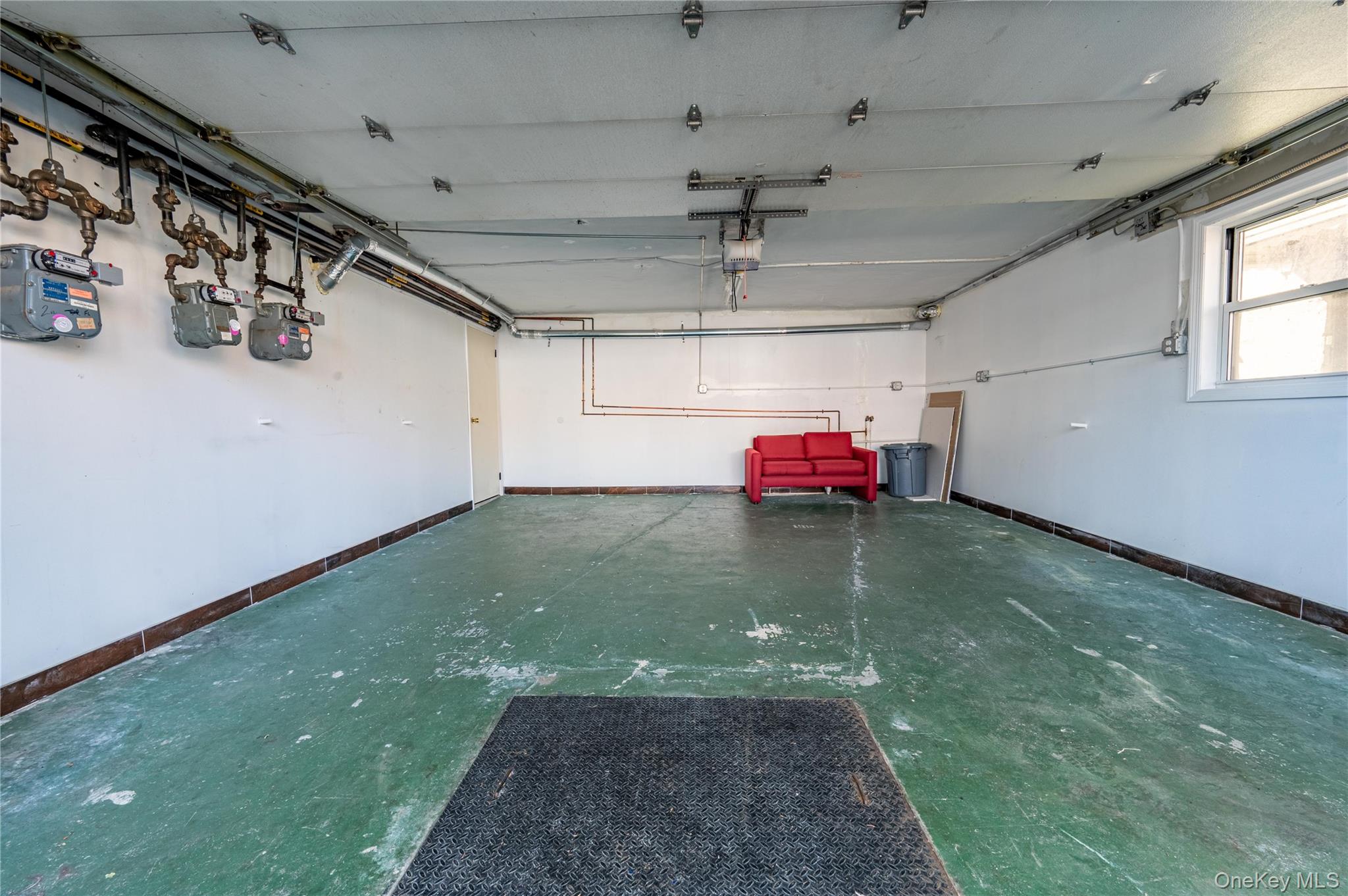 1318 Mace Avenue, Bronx, NY 10469