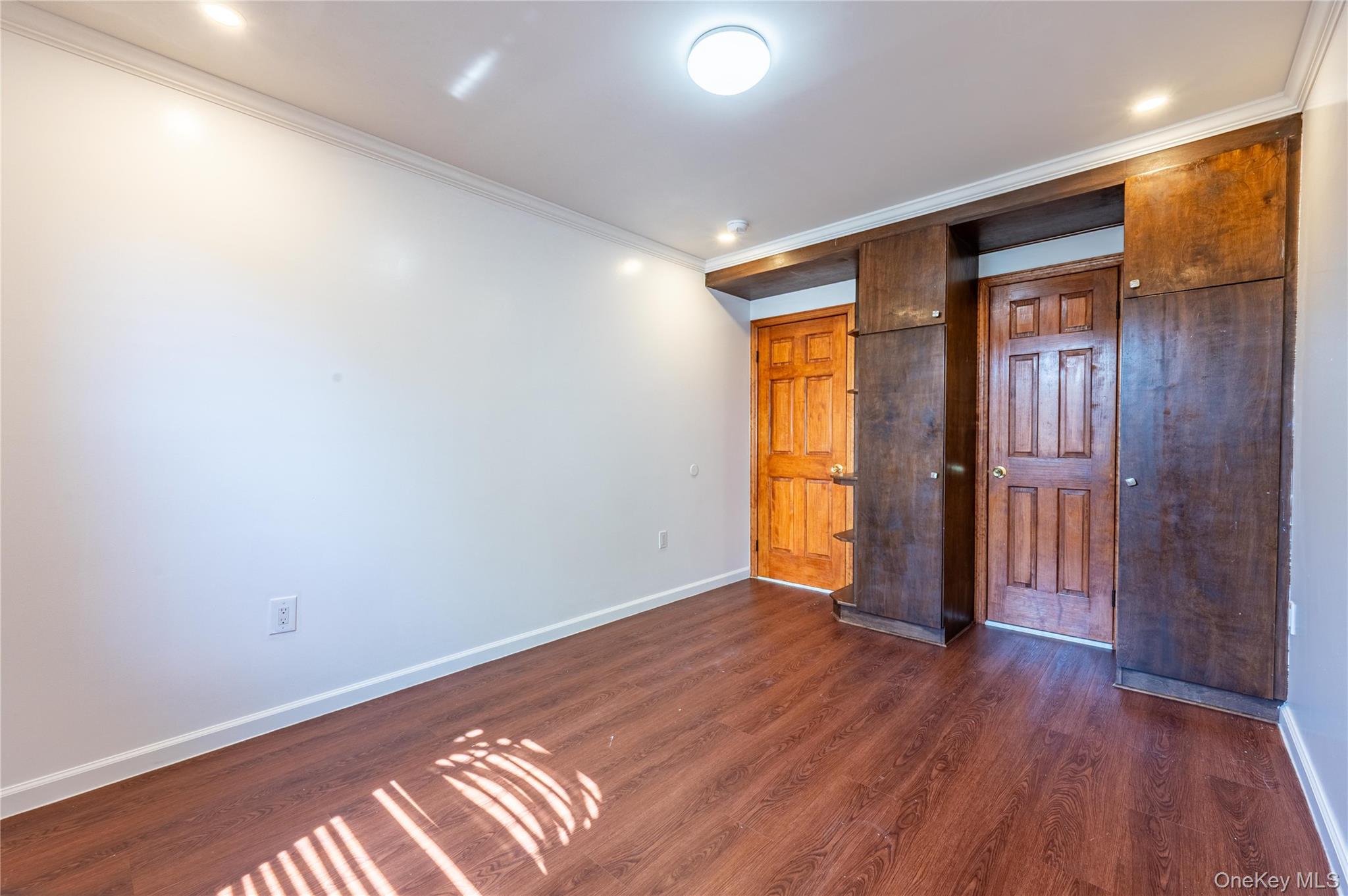 1318 Mace Avenue, Bronx, NY 10469