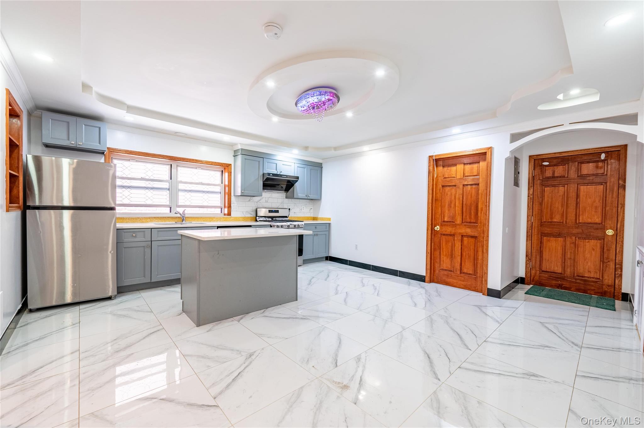 1318 Mace Avenue, Bronx, NY 10469