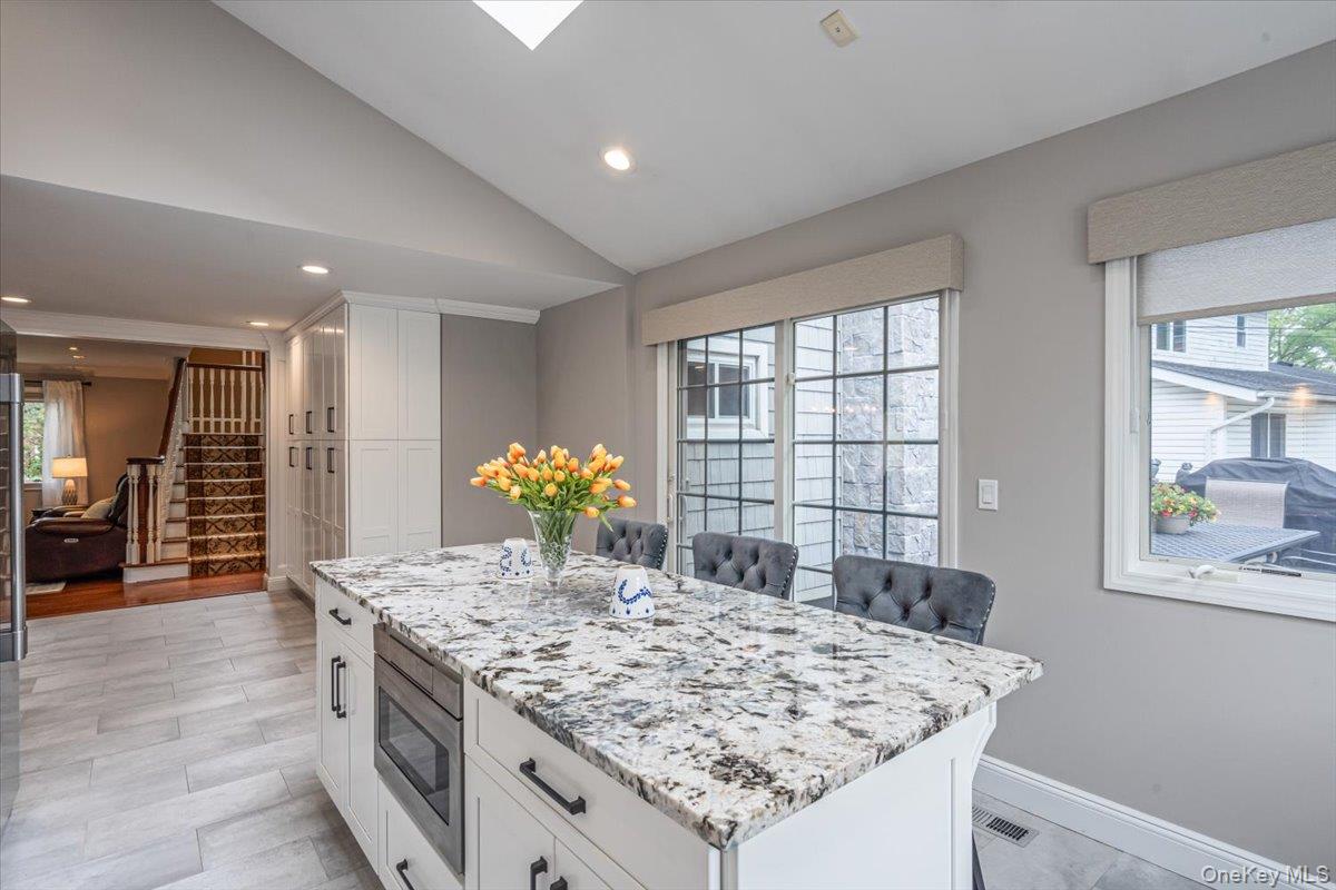 11 Fishermans Drive, Port Washington, NY 11050