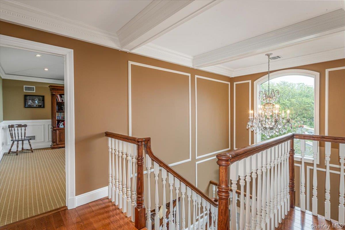 11 Fishermans Drive, Port Washington, NY 11050