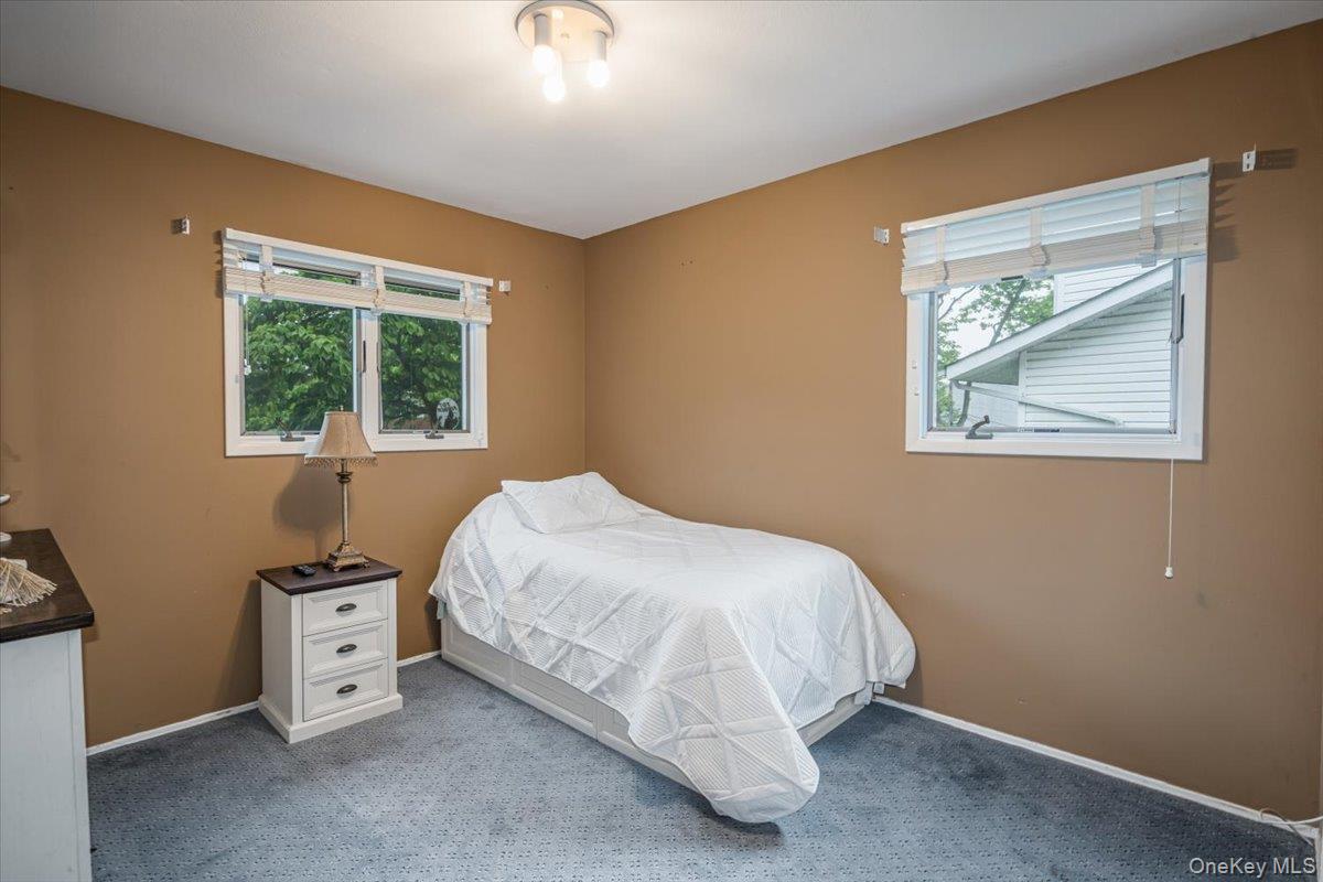 11 Fishermans Drive, Port Washington, NY 11050