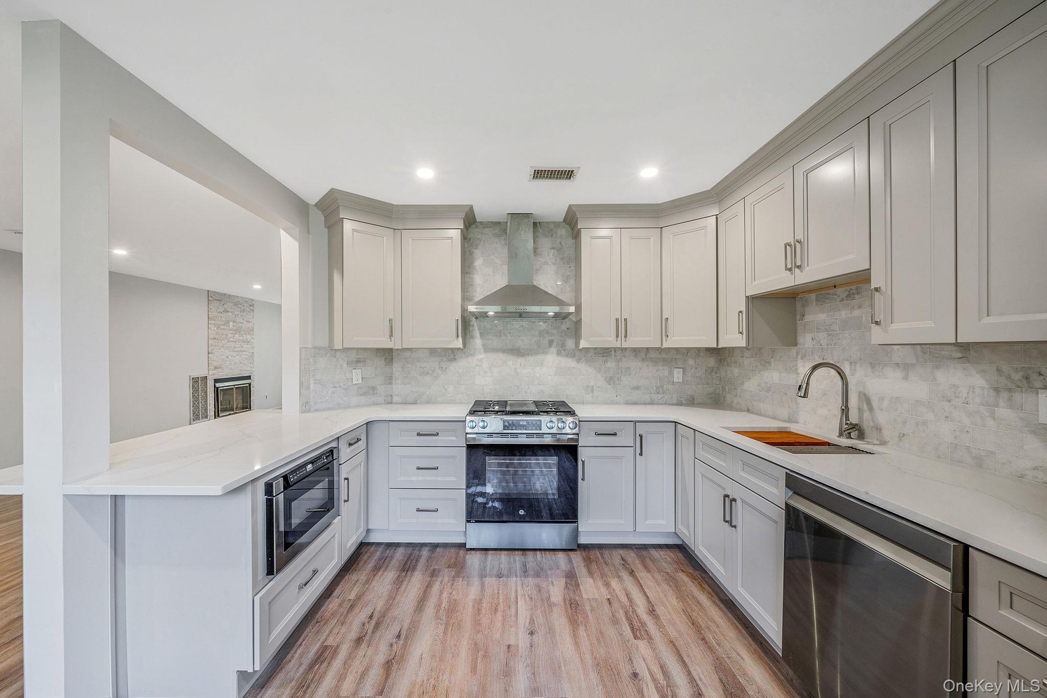 7 Mallard Path, Coram, NY 11727