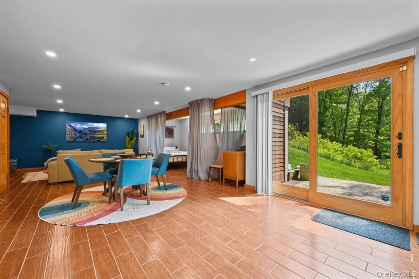 4 Spies Road, New Paltz, NY 12561