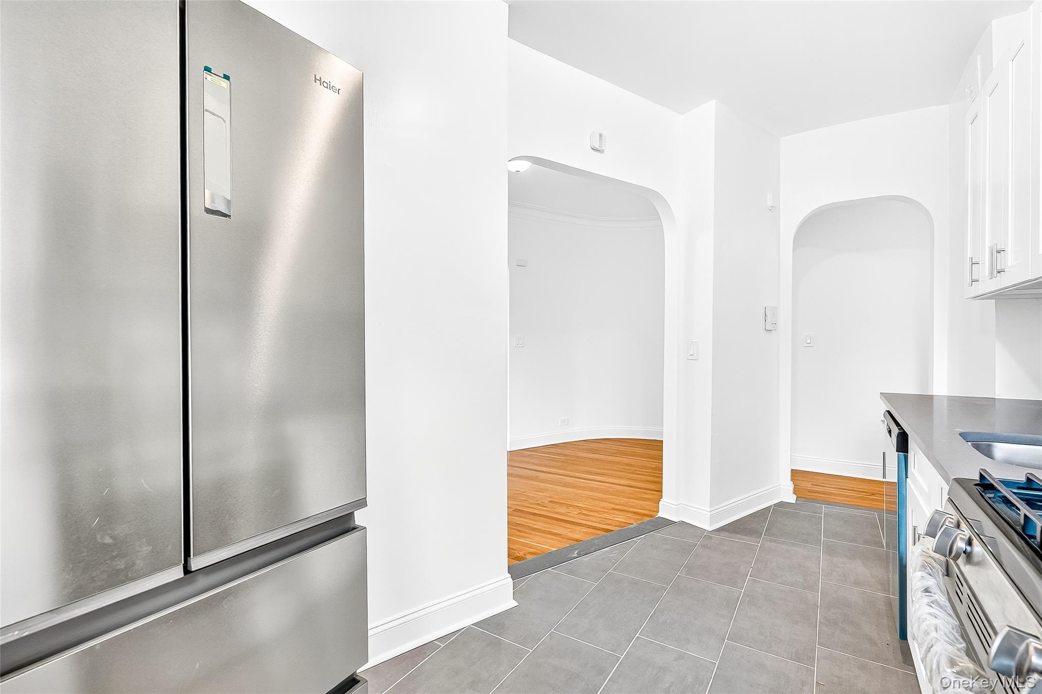 190 E Mosholu Parkway S # 4C, Bronx, NY 10458