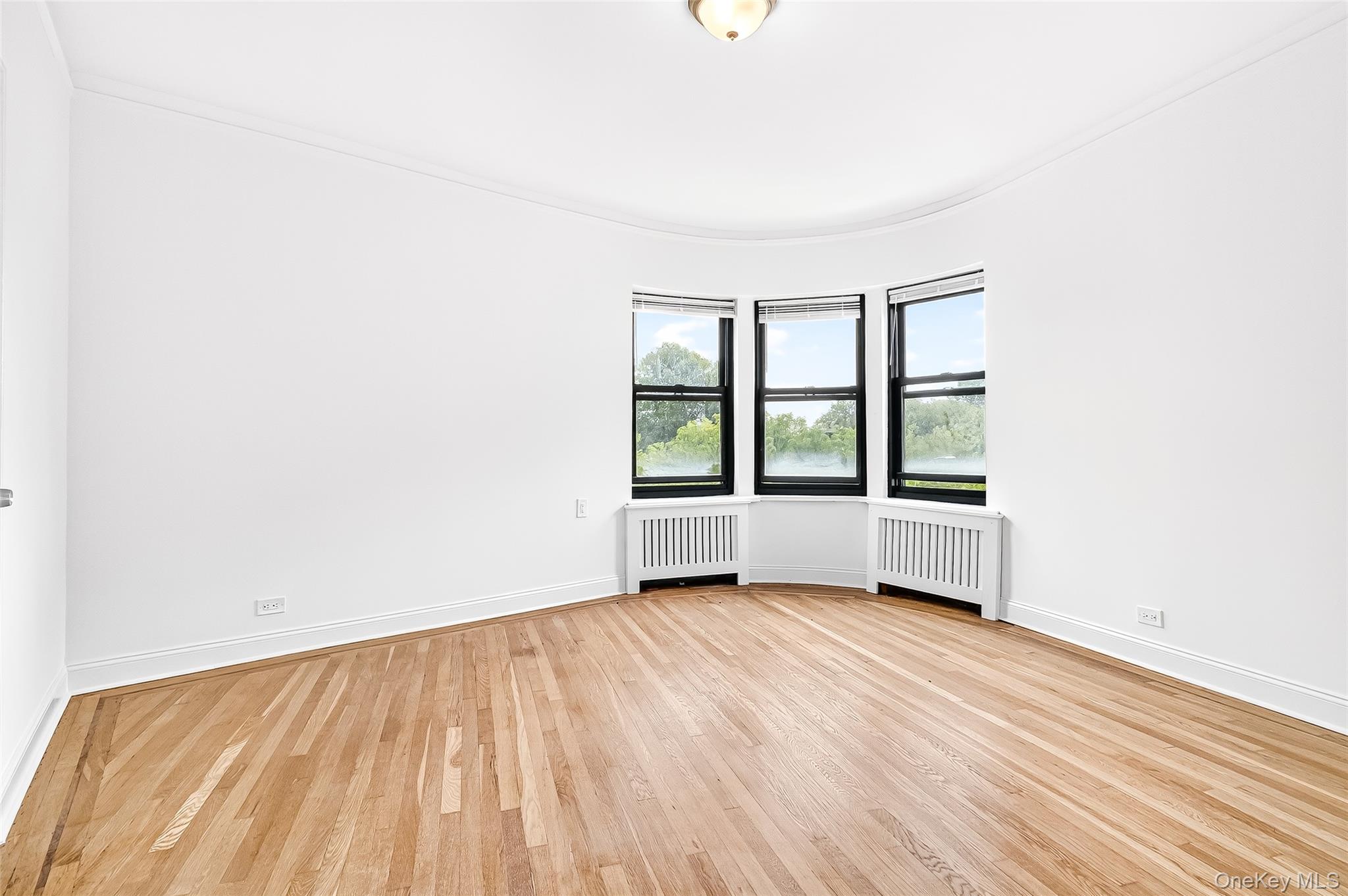 190 E Mosholu Parkway S # 4C, Bronx, NY 10458