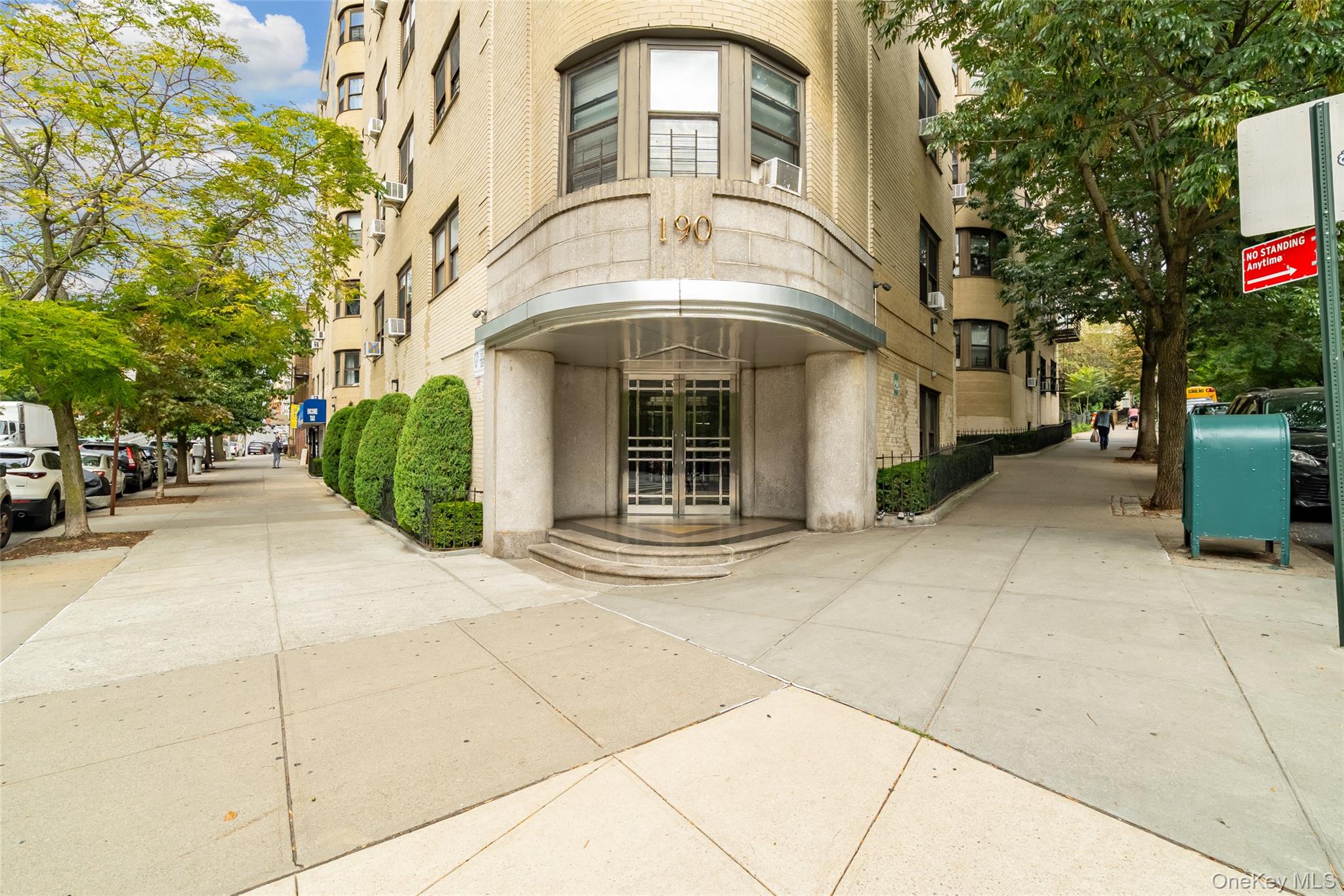 190 E Mosholu Parkway S # 4C, Bronx, NY 10458