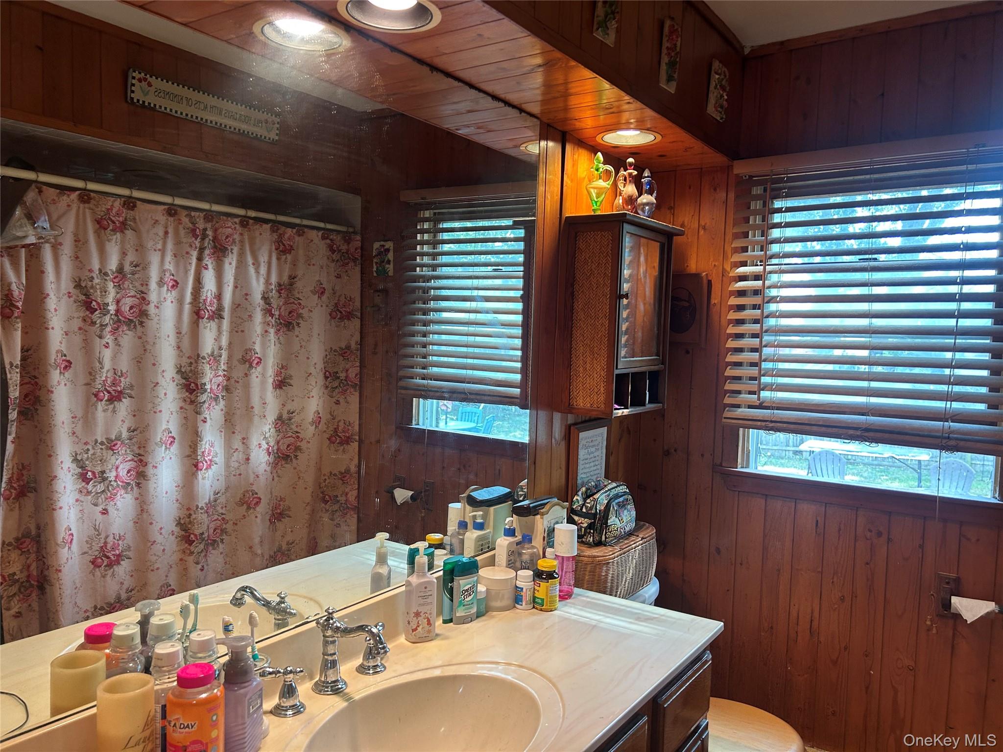 104 27th Street, Copiague, NY 11726