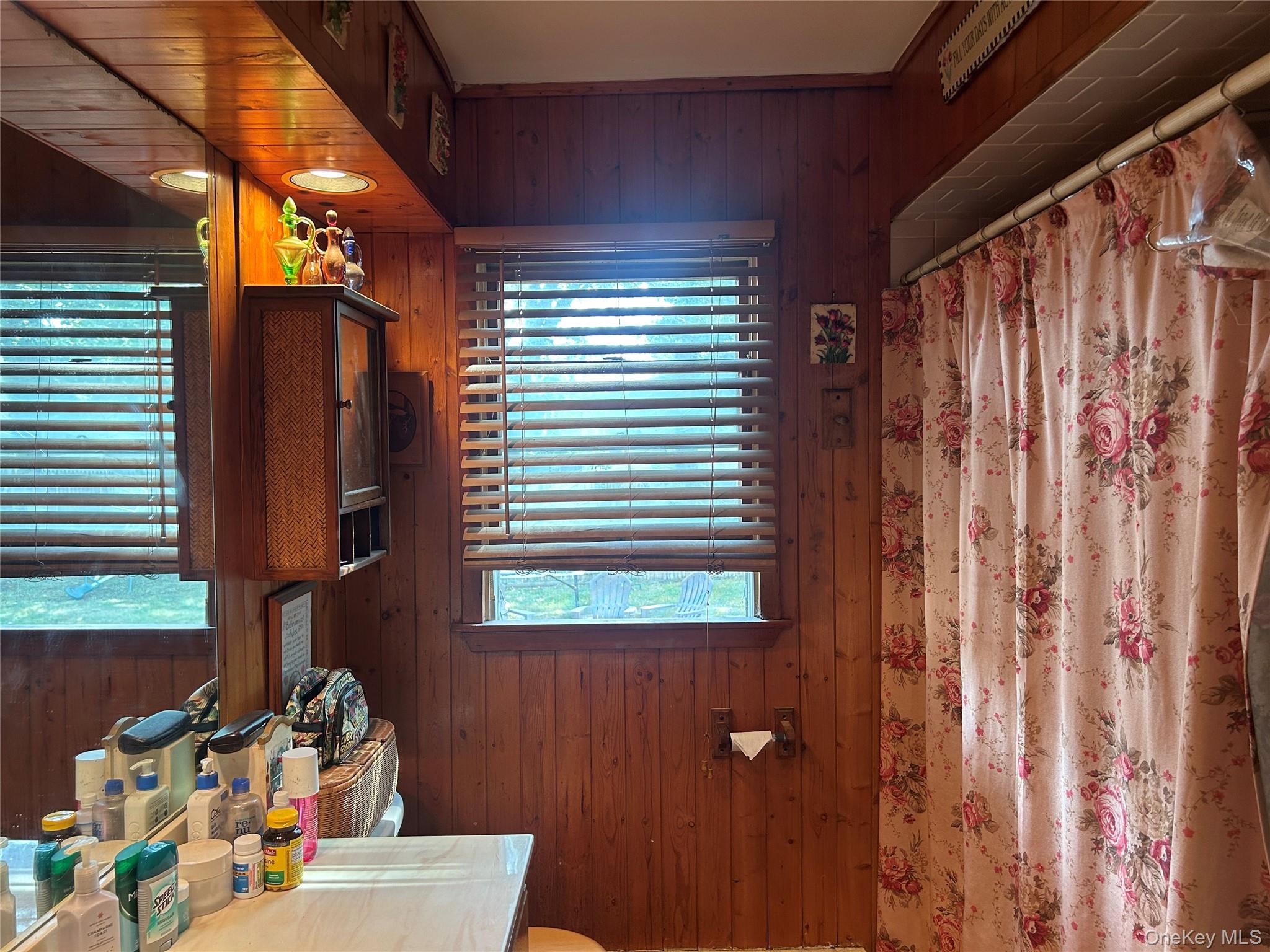 104 27th Street, Copiague, NY 11726