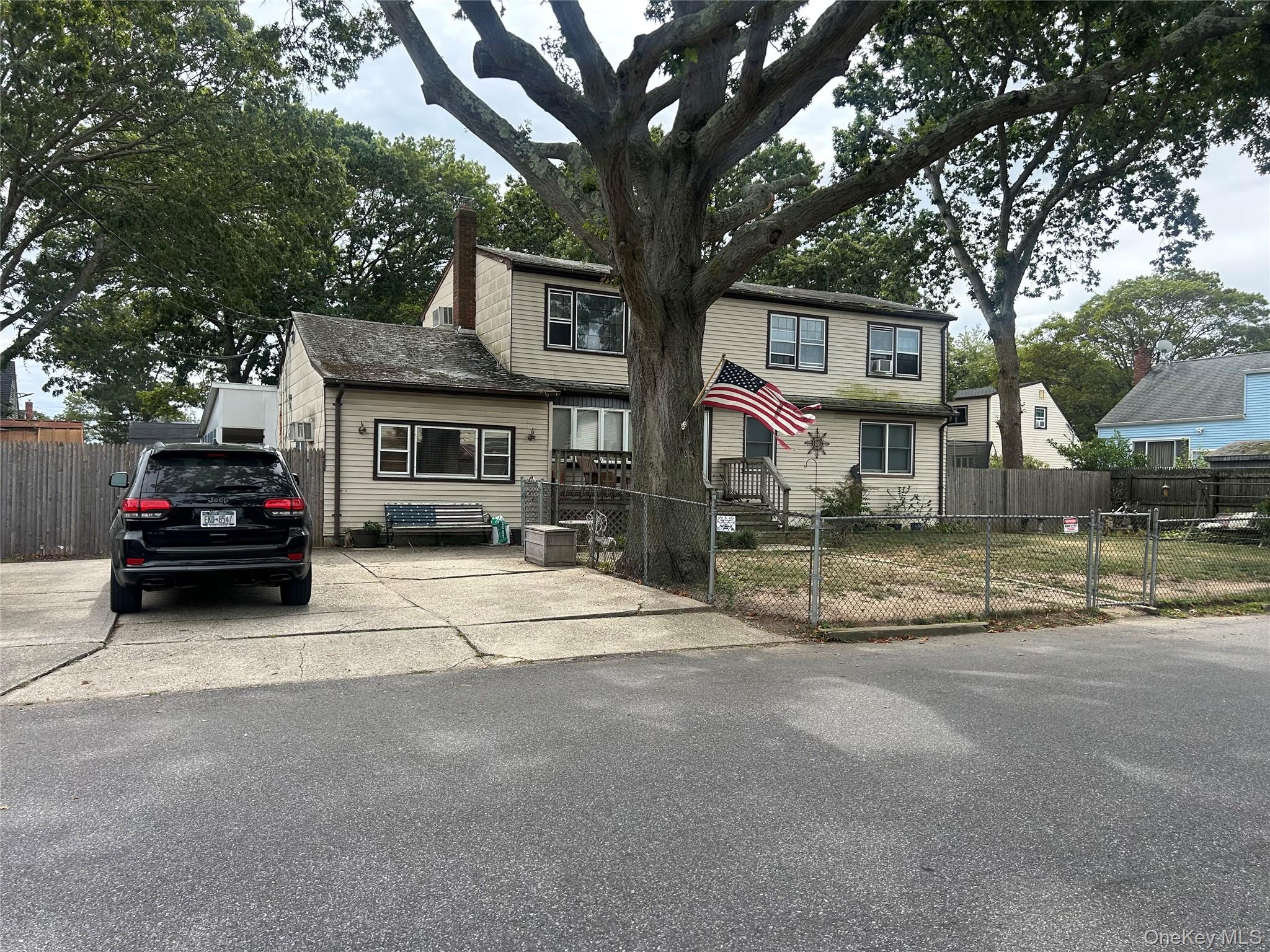 104 27th Street, Copiague, NY 11726
