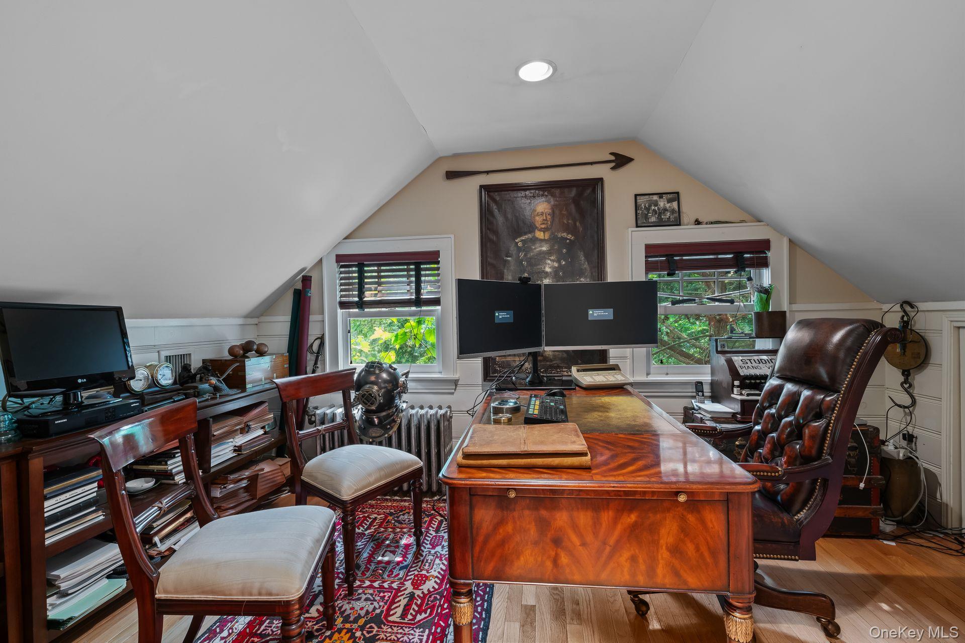 1 Beardsley Lane, Lloyd Harbor, NY 11743