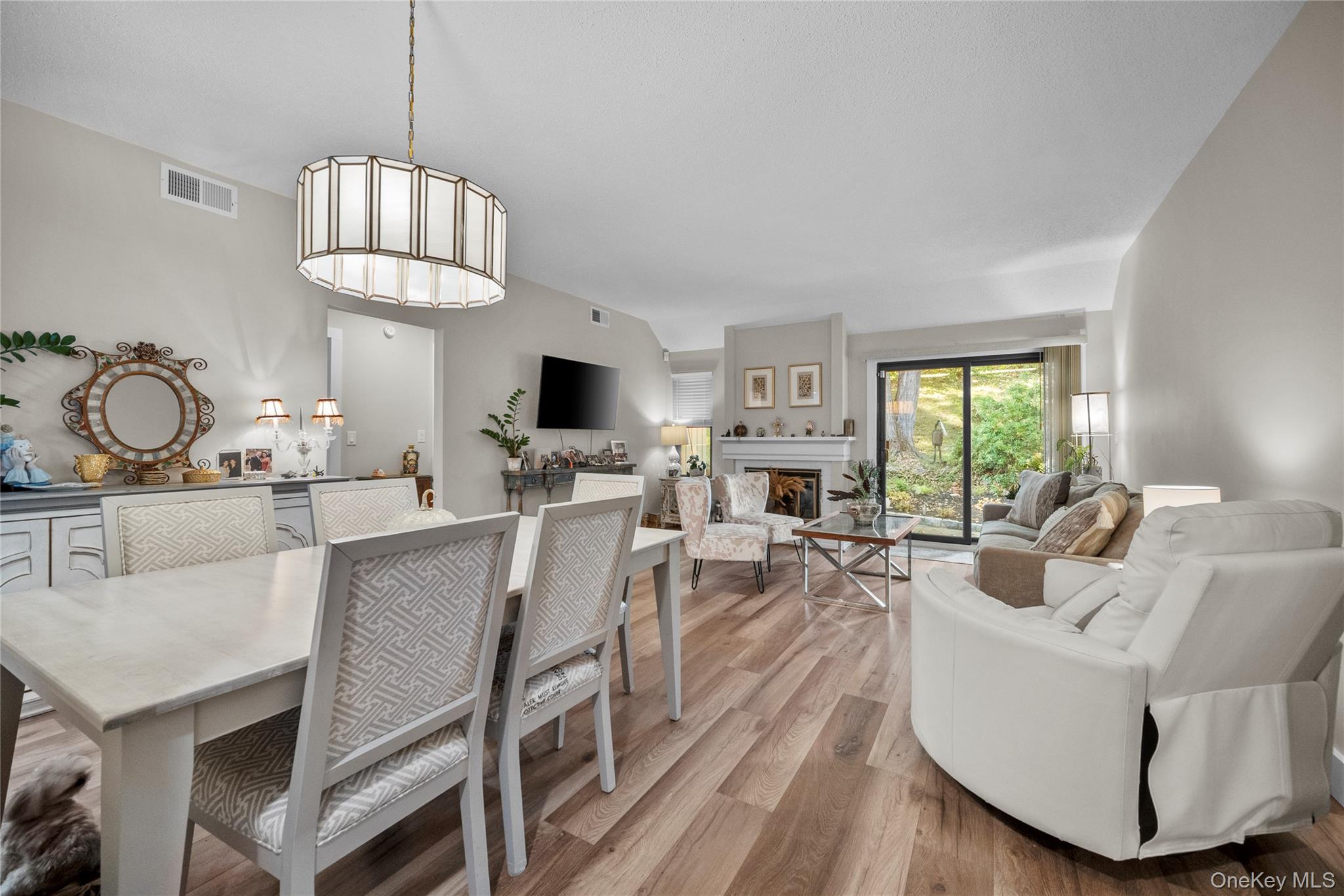 2 Heritage Hills # B, Somers, NY 10589