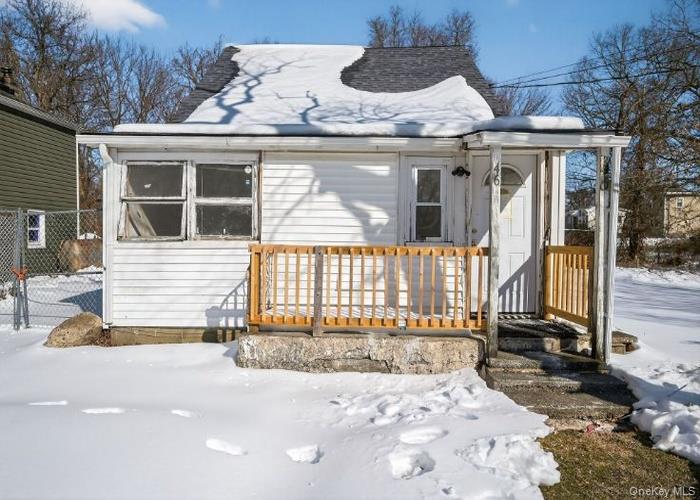 46 Lake Drive, Wyandanch, NY 11798