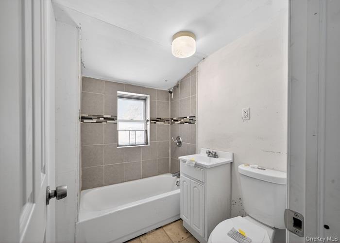 46 Lake Drive, Wyandanch, NY 11798