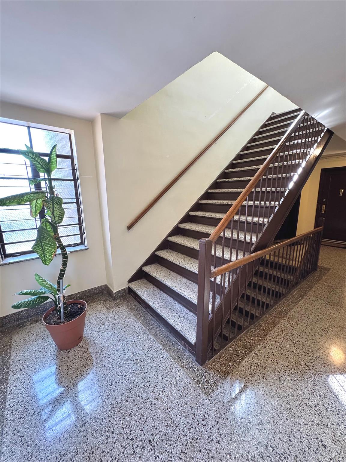 2090 Barnes Avenue # 6A, Bronx, NY 10462