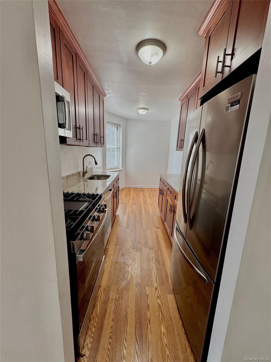 2090 Barnes Avenue # 6A, Bronx, NY 10462