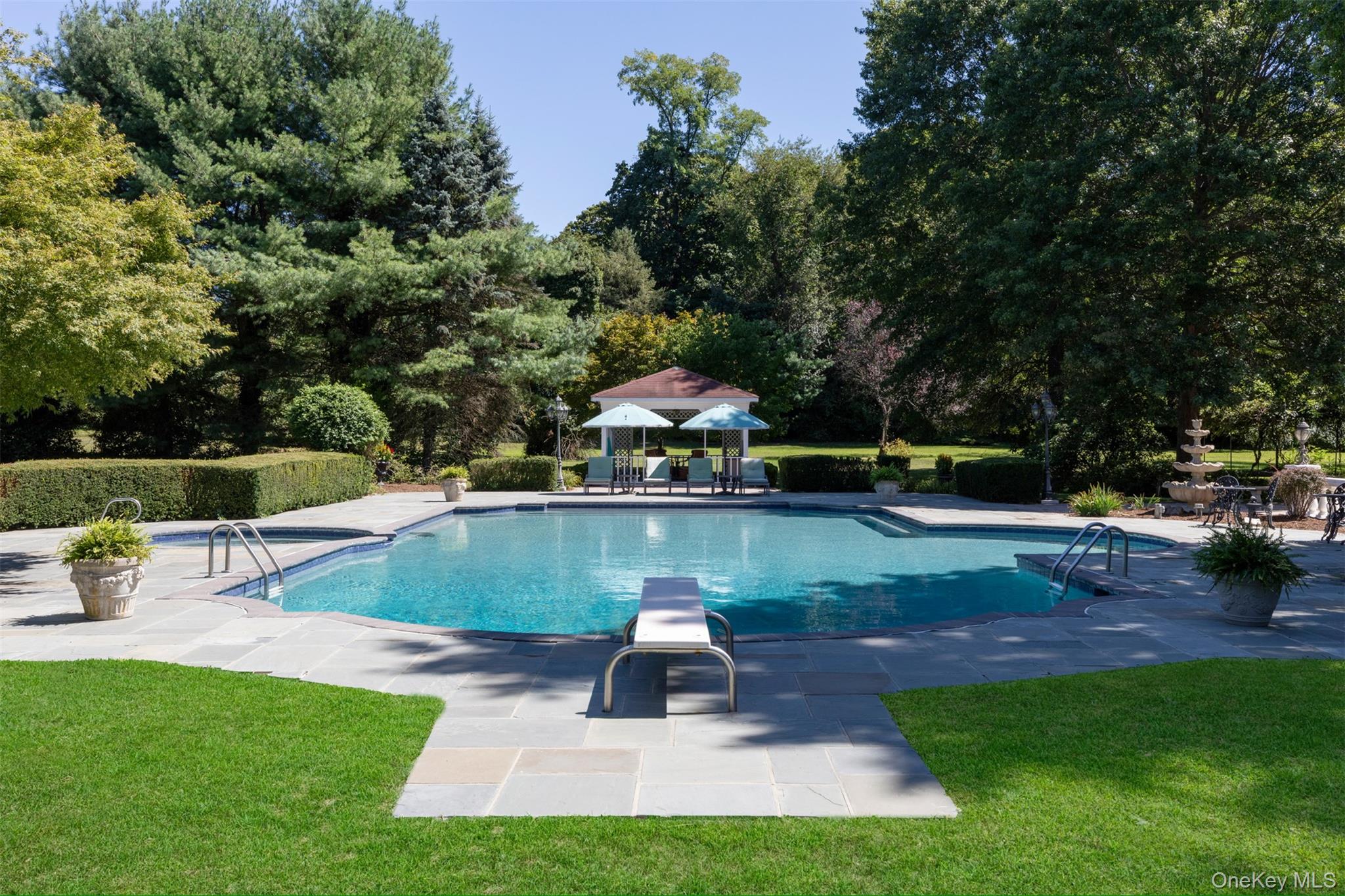 23 Old Westbury Rd, Old Westbury, NY 11568