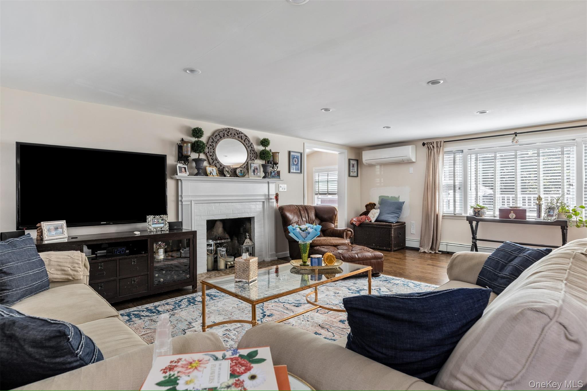 23 Old Westbury Rd, Old Westbury, NY 11568