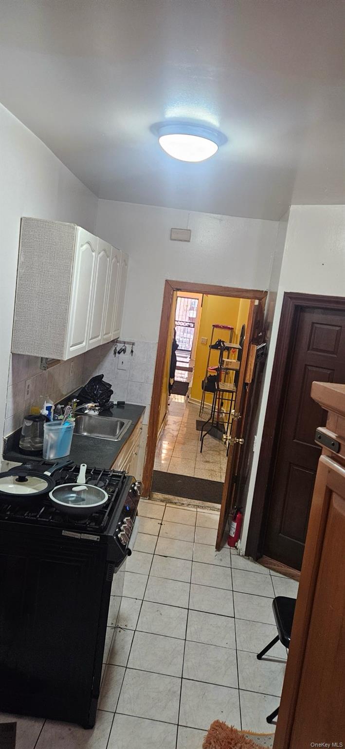 369 Milford Street, Brooklyn, NY 11208