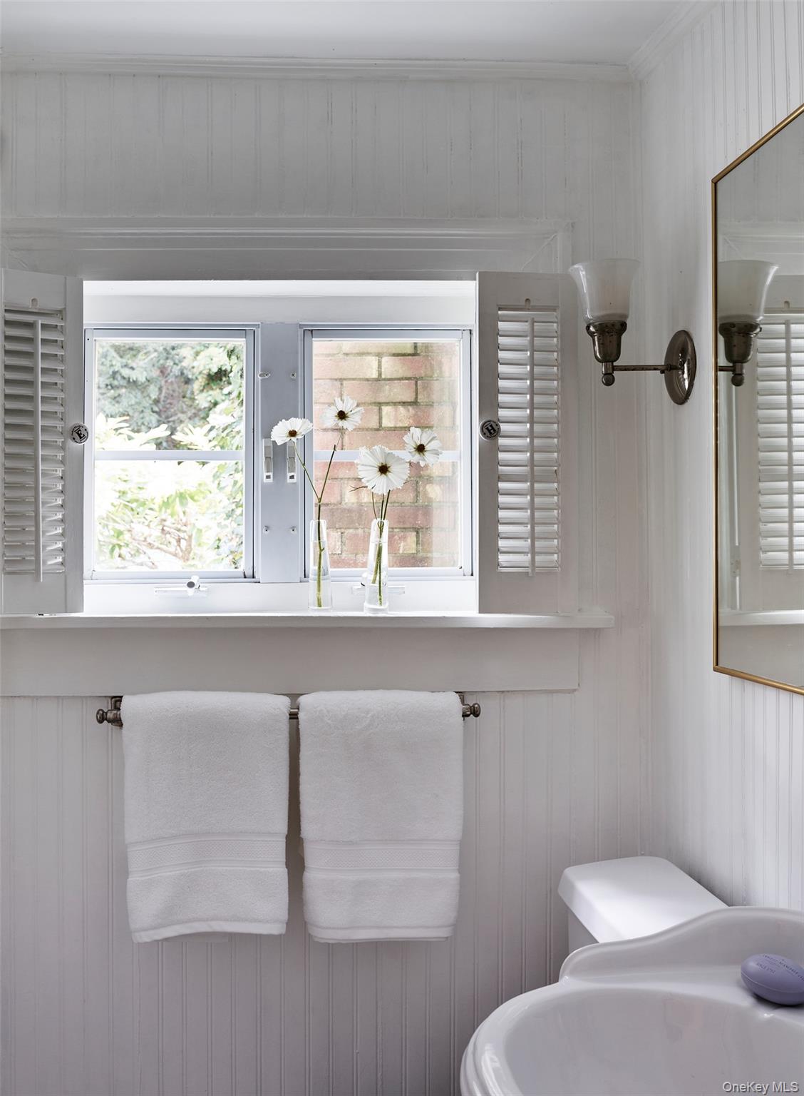 11 Sutton Road, Millbrook, NY 12545