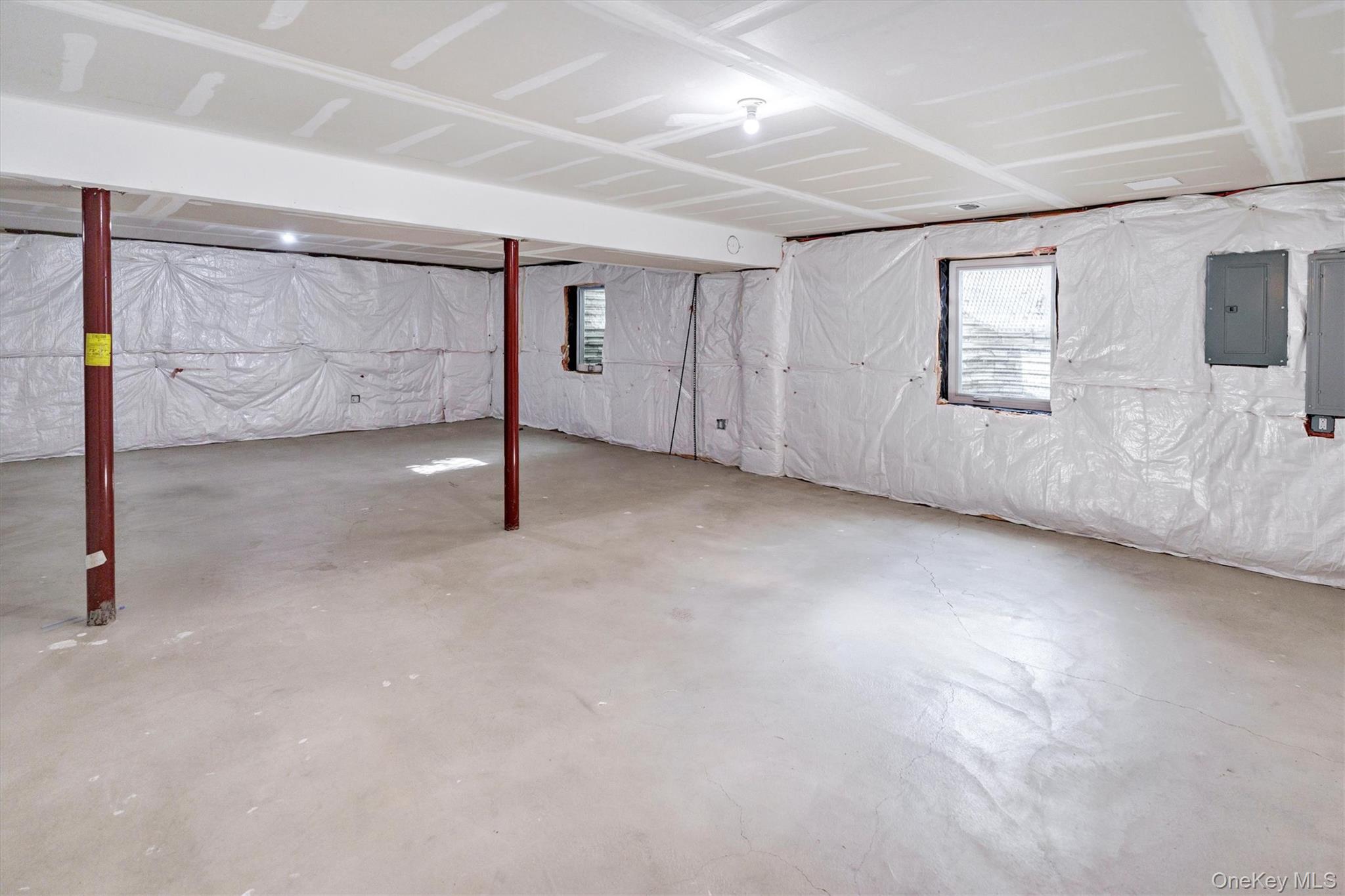 14 Culver Lane, East Moriches, NY 11940