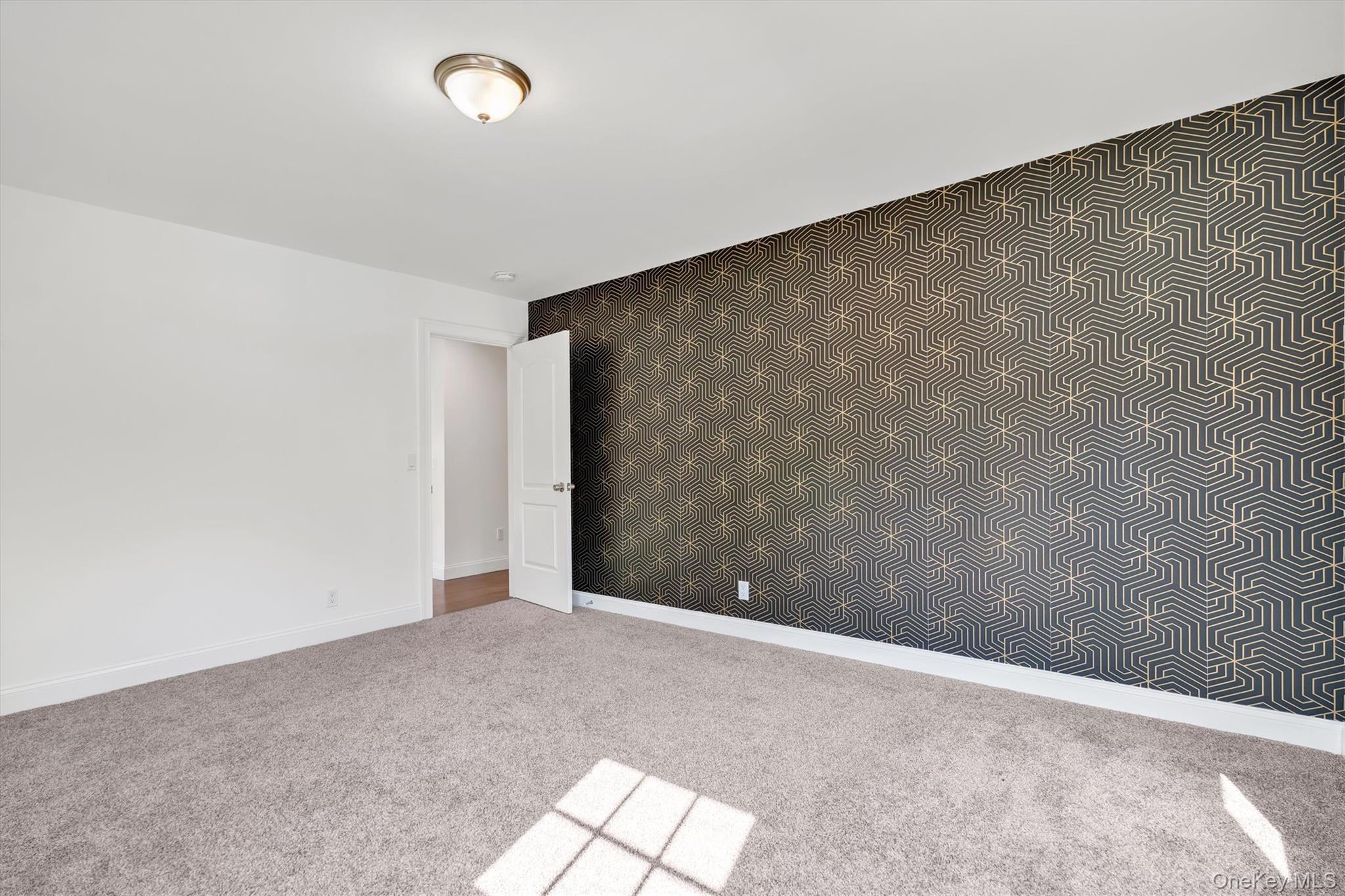 14 Culver Lane, East Moriches, NY 11940