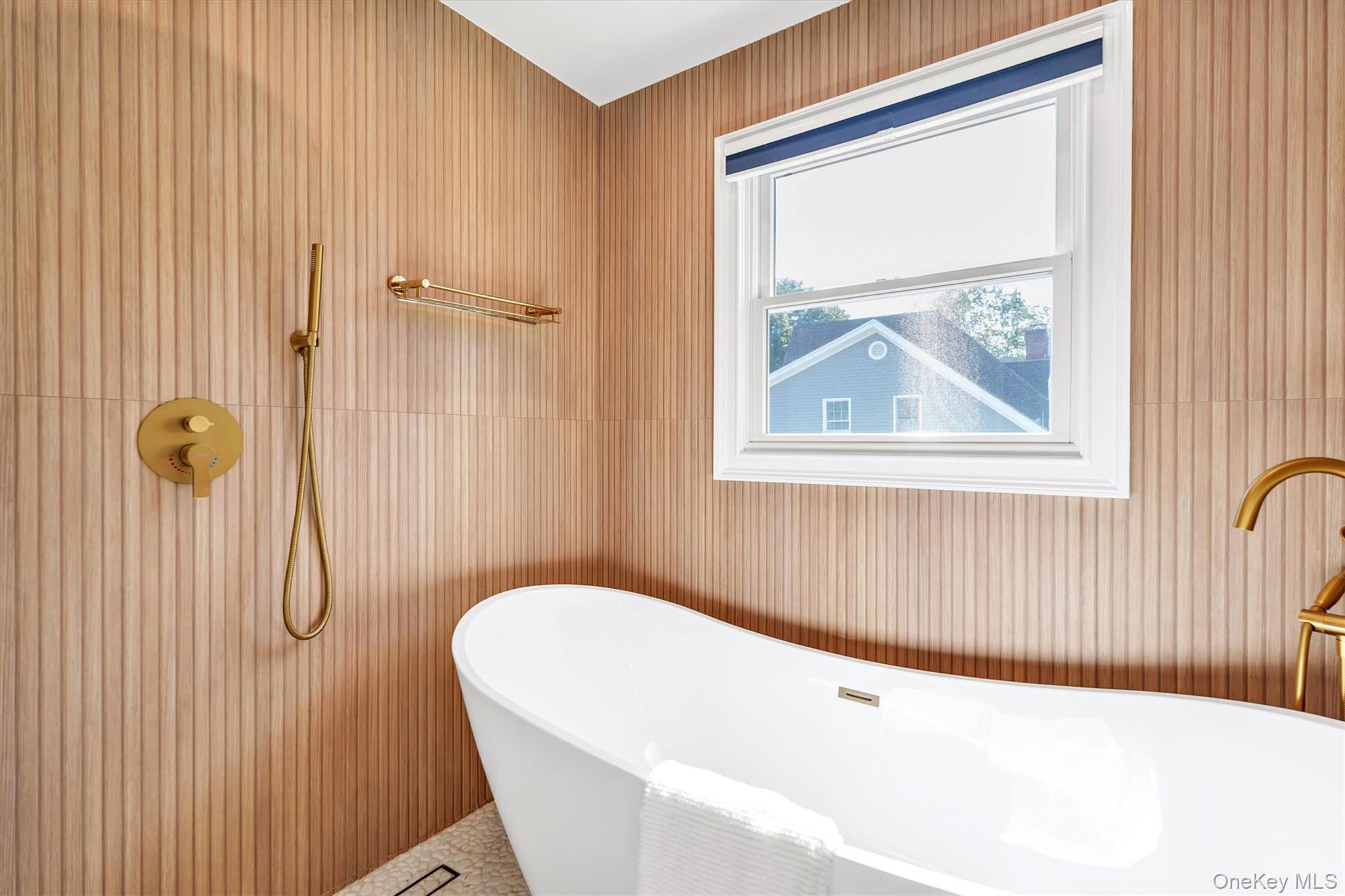 14 Culver Lane, East Moriches, NY 11940