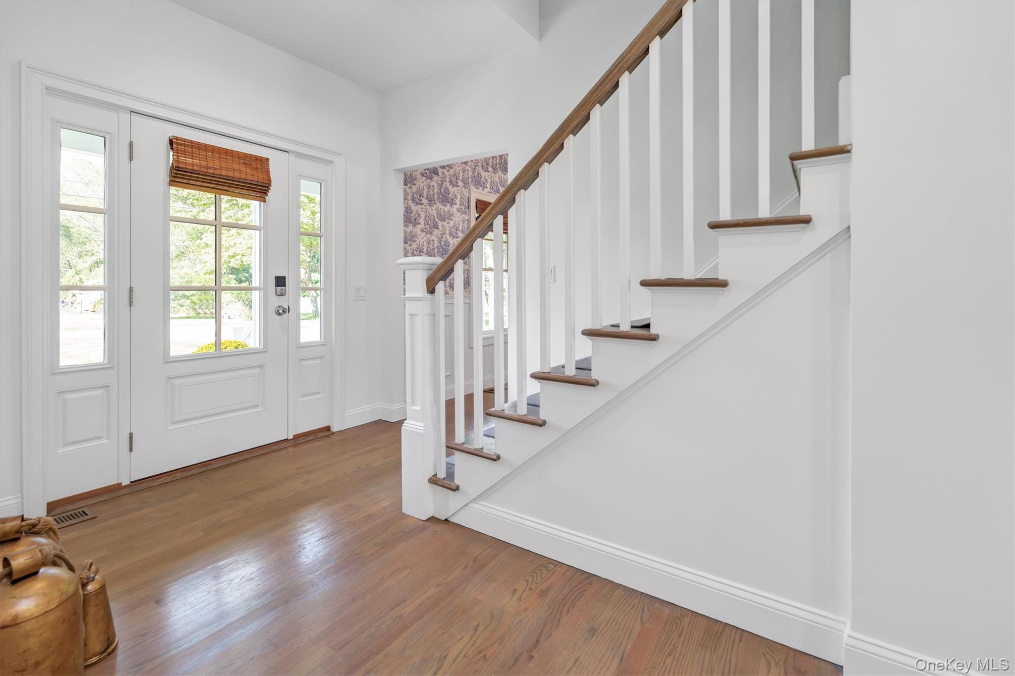 14 Culver Lane, East Moriches, NY 11940