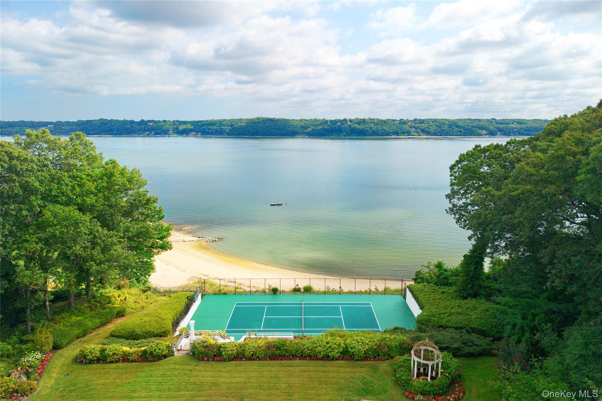 26 Tennis Court Road, Oyster Bay, NY 11771