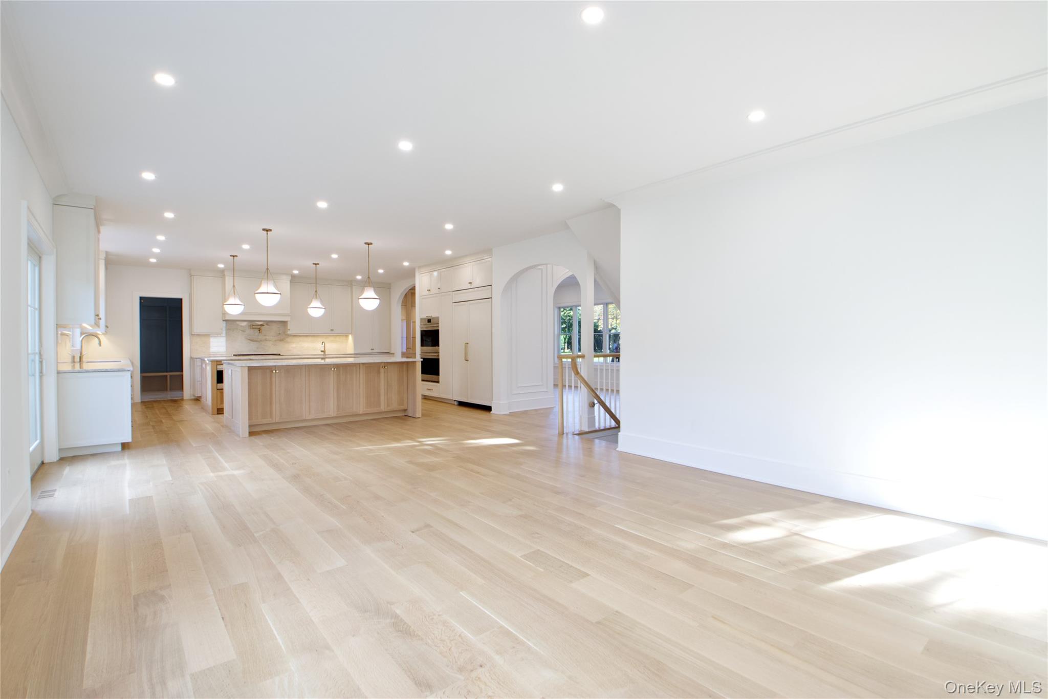 225 Brixton Road, Garden City, NY 11530