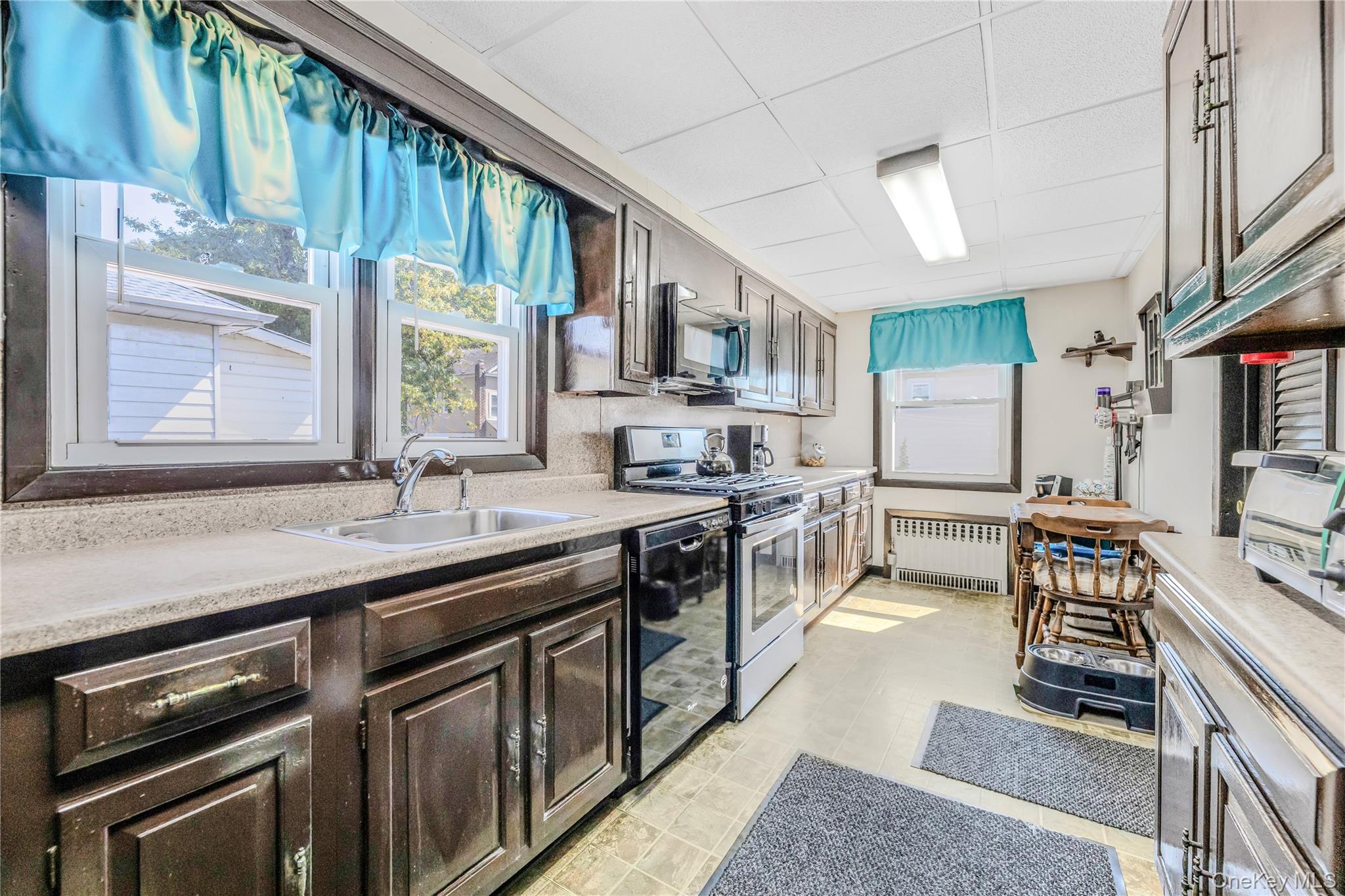 284 AKA 11 Tompkins Avenue, Yonkers, NY 10710