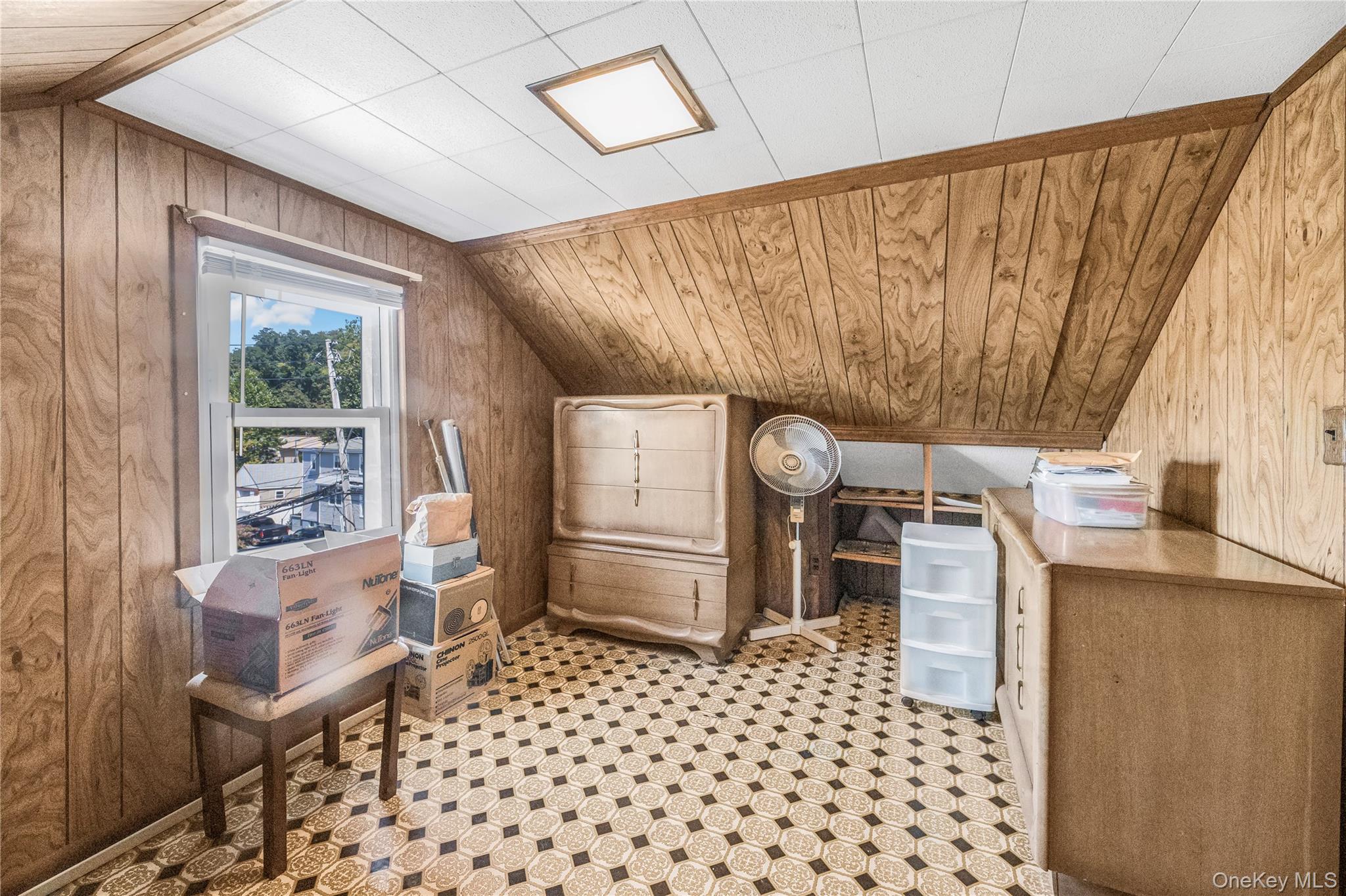 284 AKA 11 Tompkins Avenue, Yonkers, NY 10710