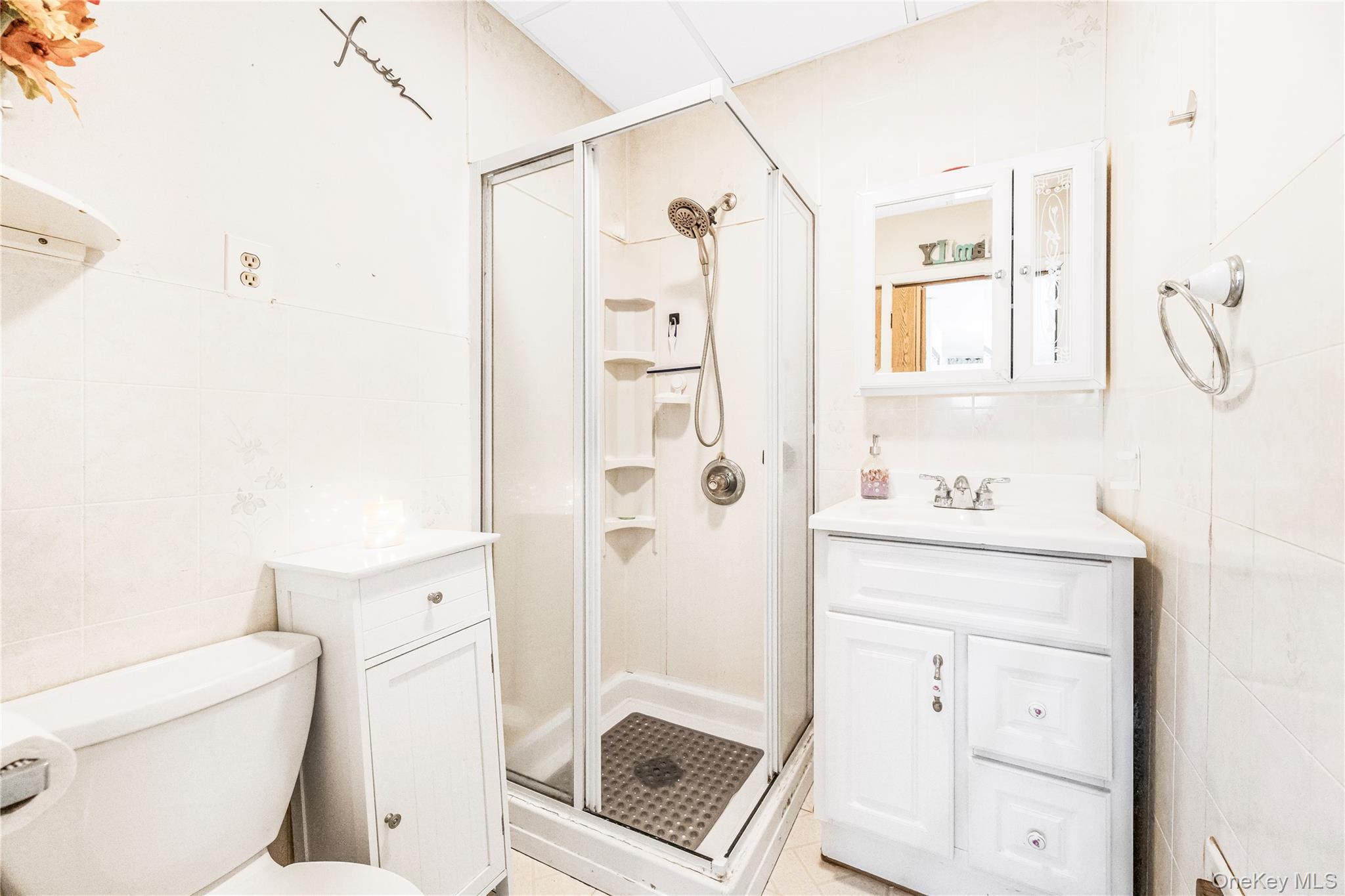 284 AKA 11 Tompkins Avenue, Yonkers, NY 10710